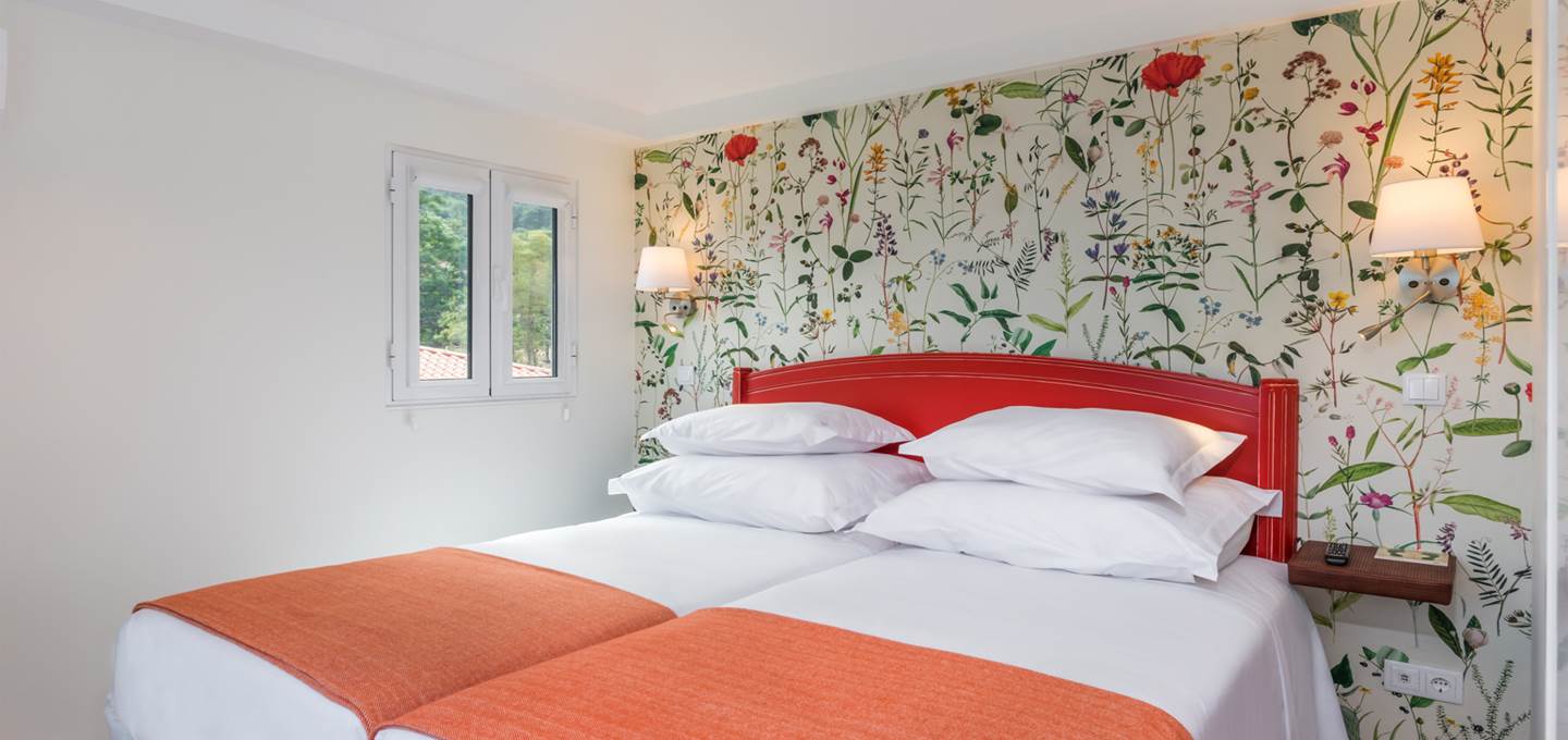 Studio Side Sea View