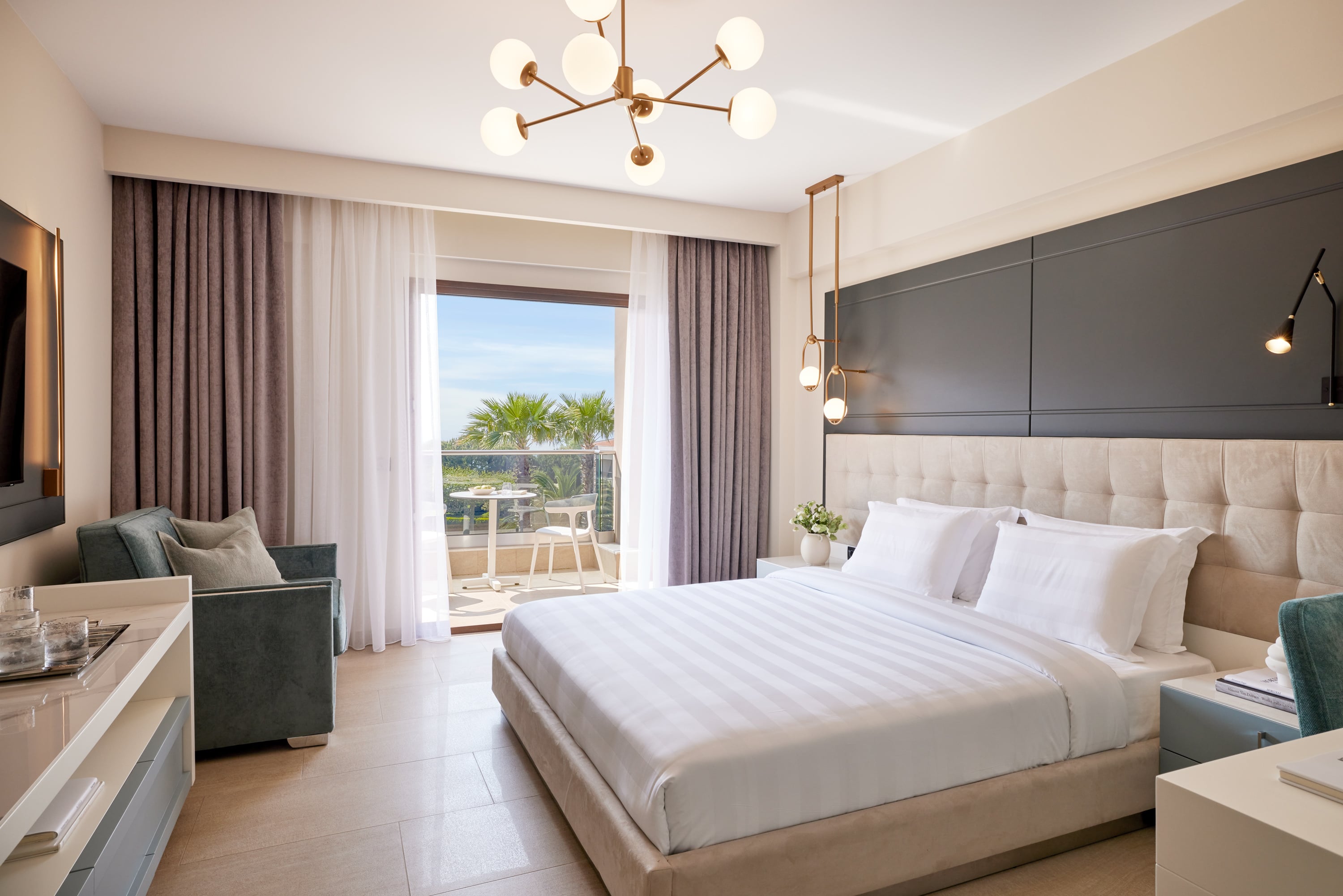 Double or Twin Side Sea View