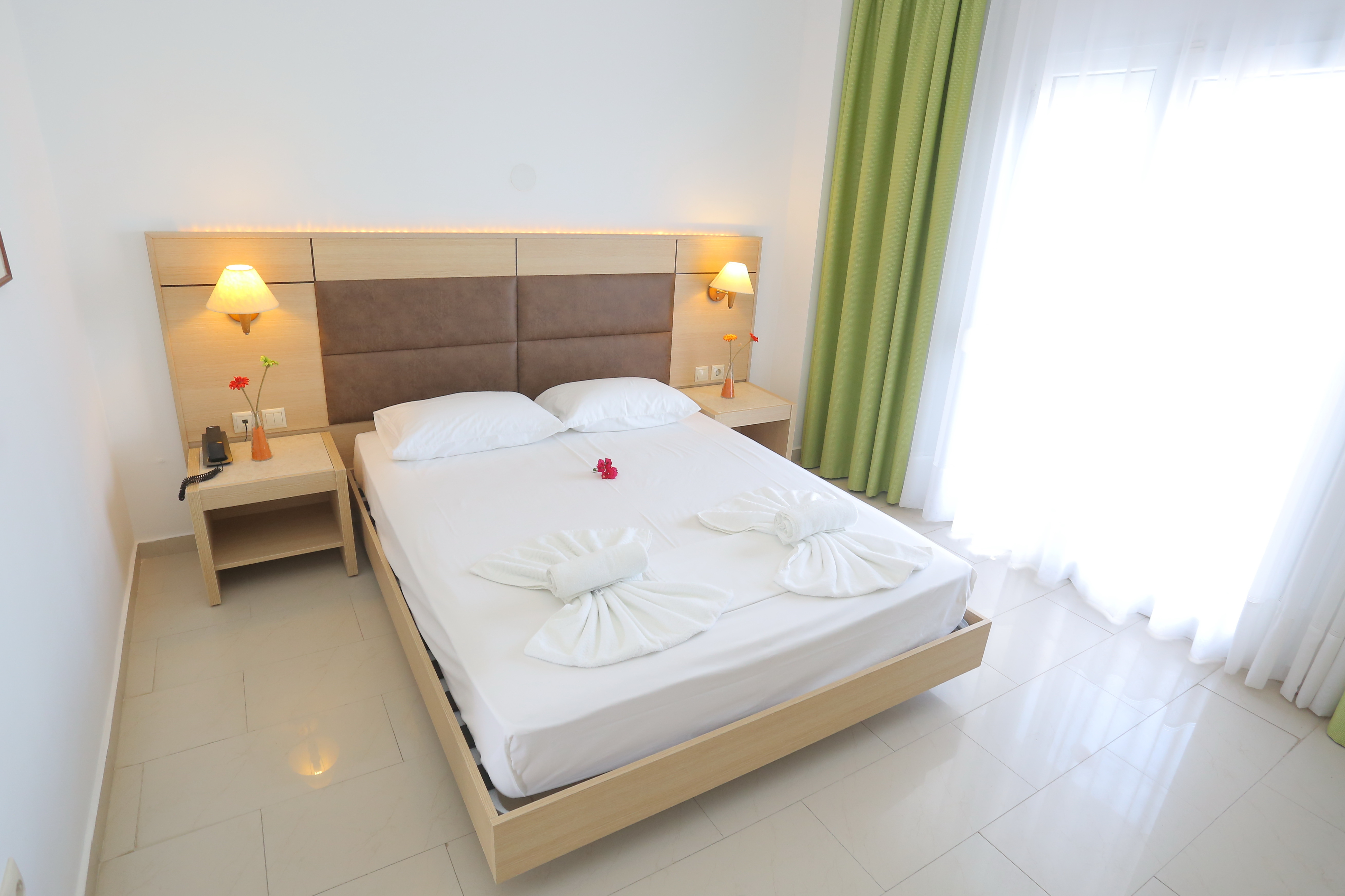 Double or Twin Standard