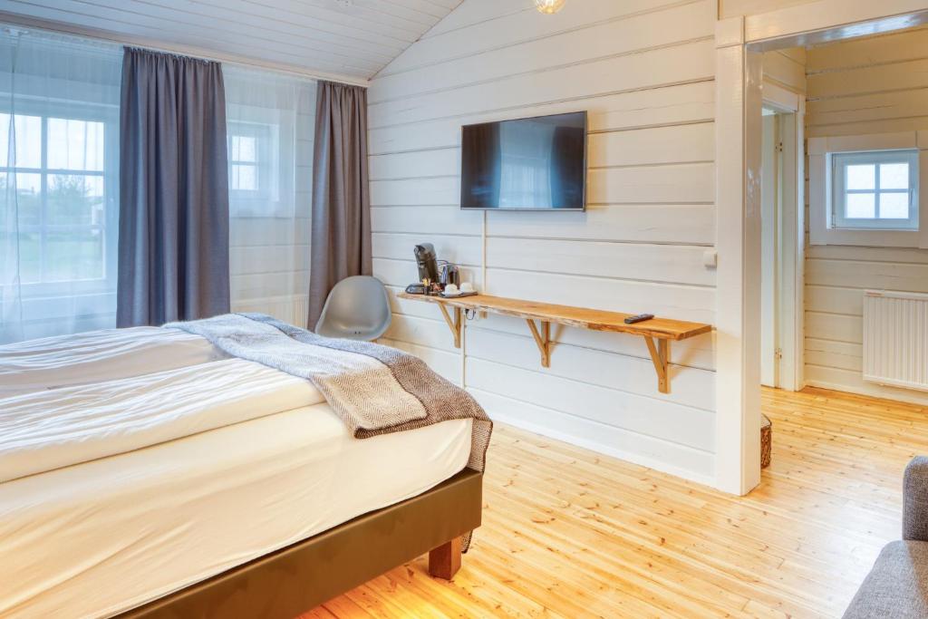 Family Room Standard