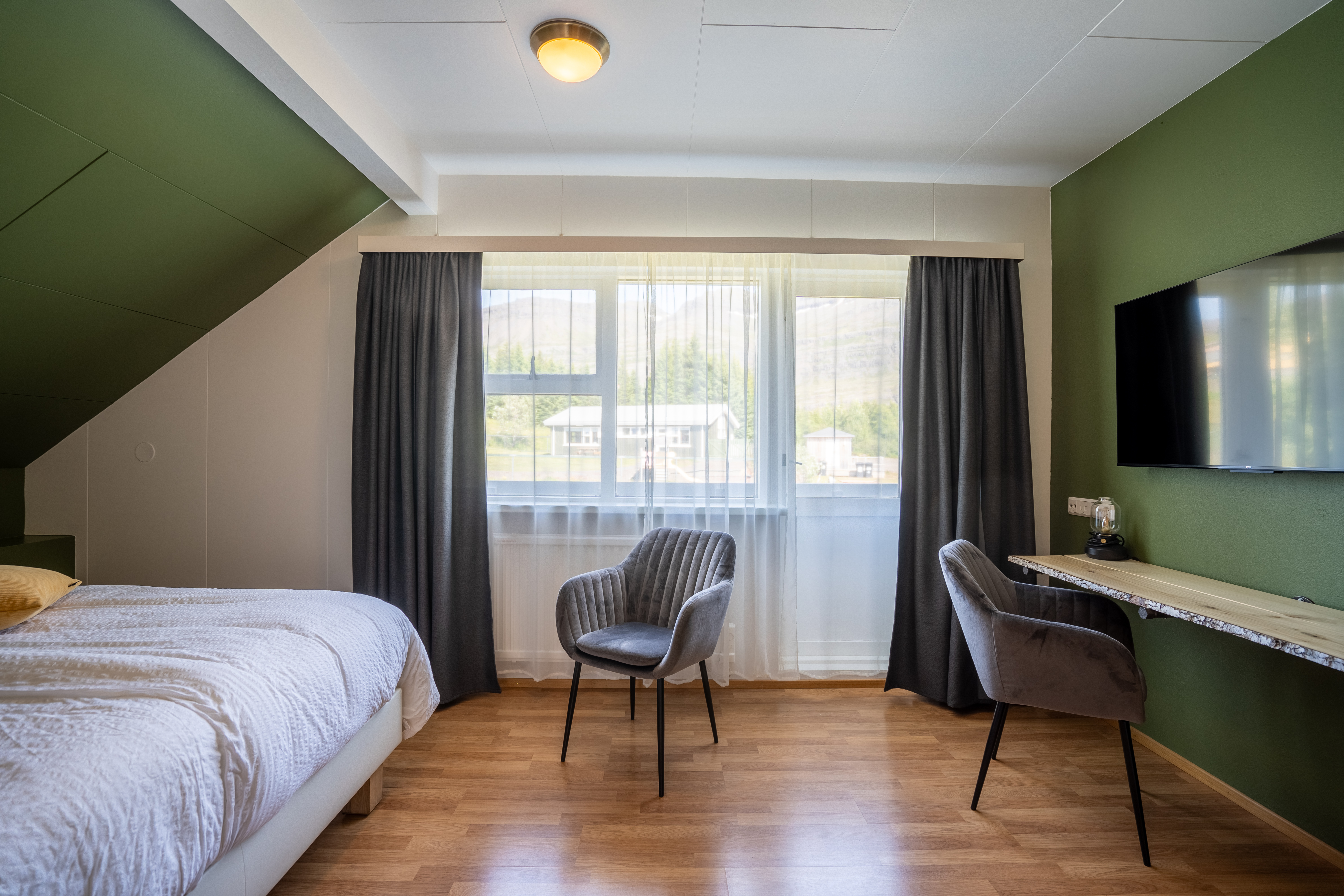 Double or Twin Standard