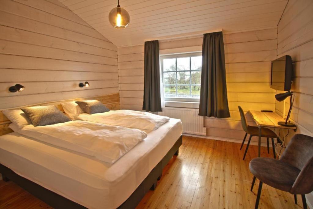 Double or Twin Superior