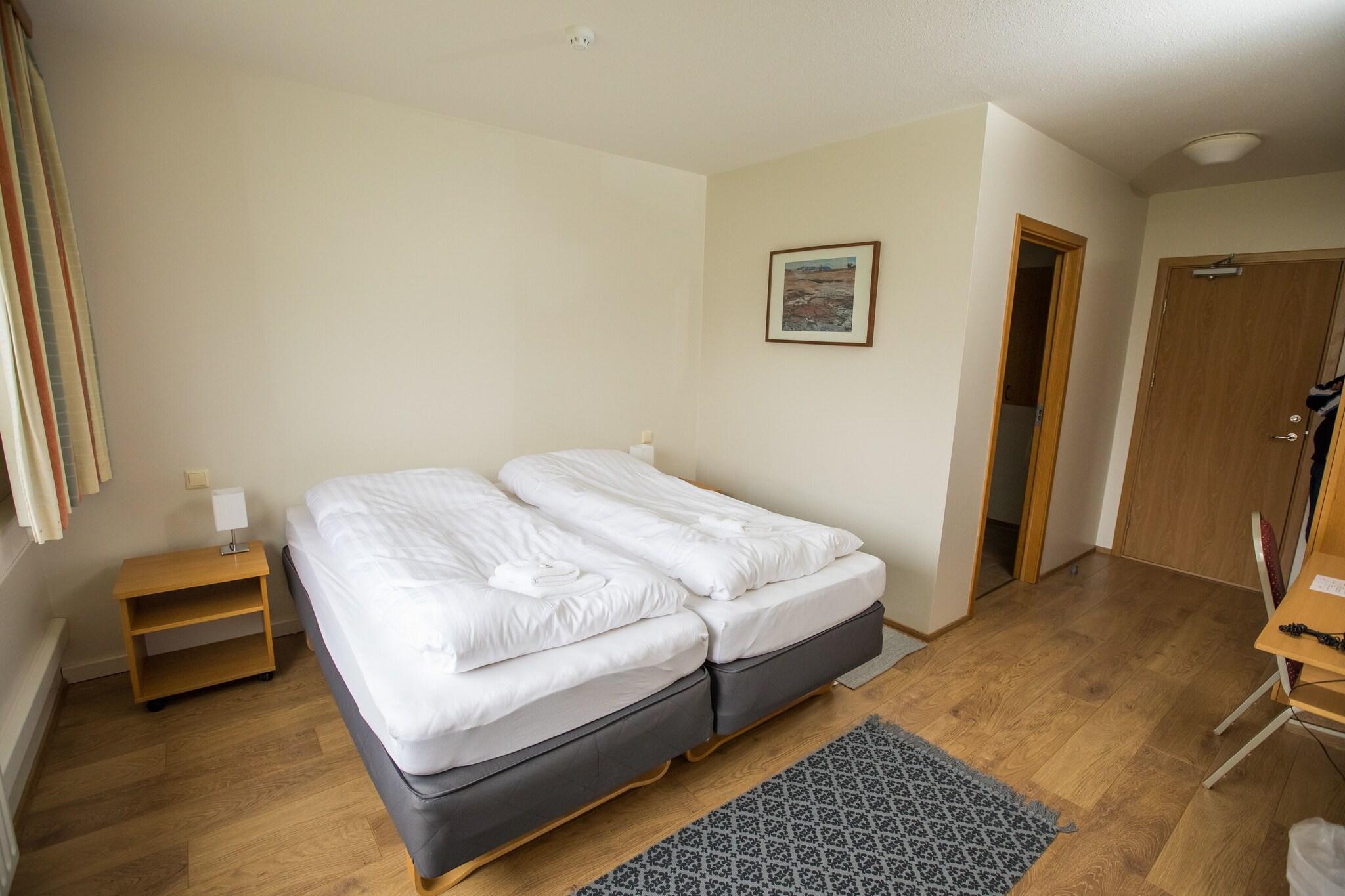 Double or Twin Queen Size Bed