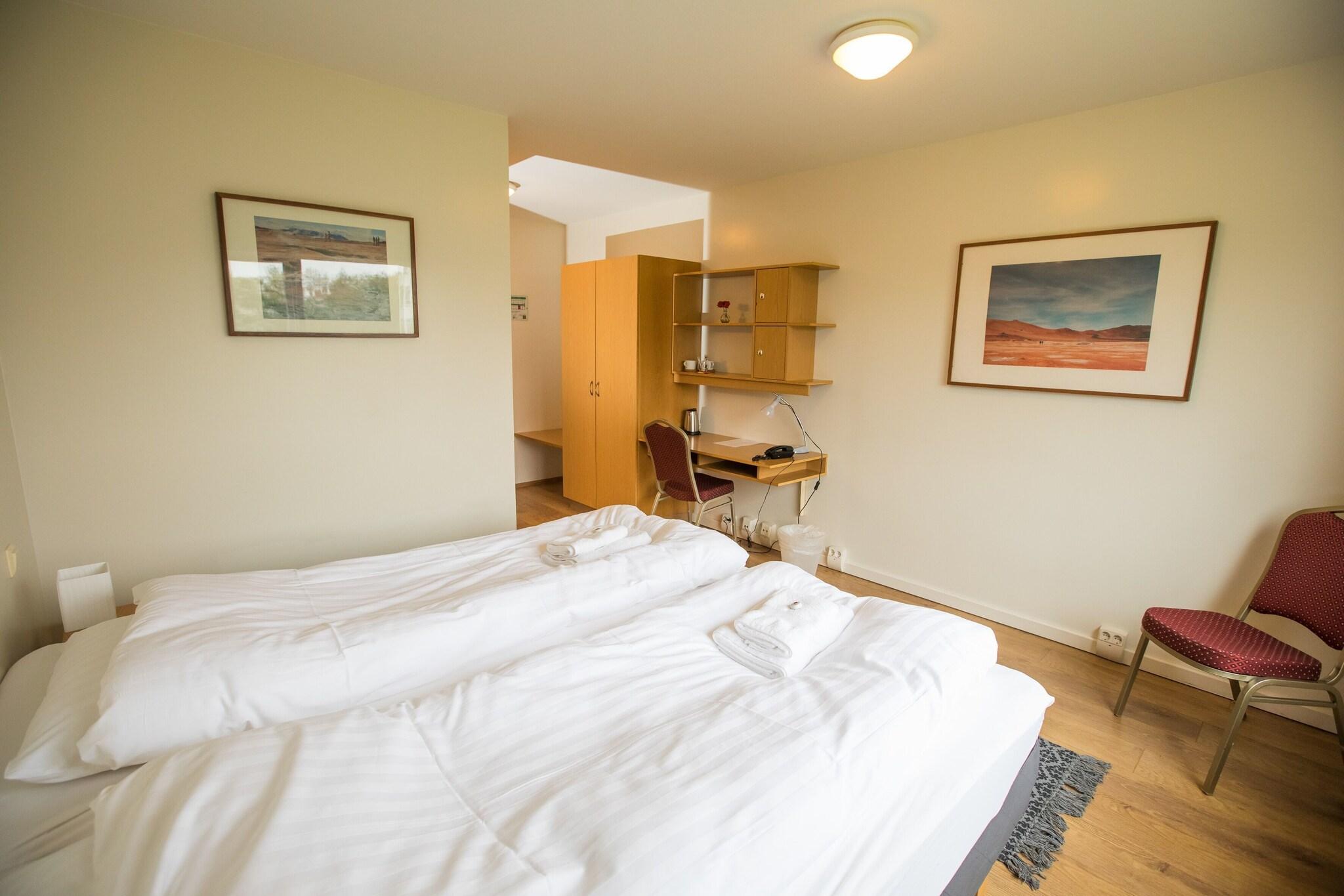 Double or Twin Queen Size Bed