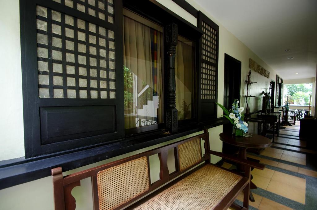 Double or Twin Deluxe