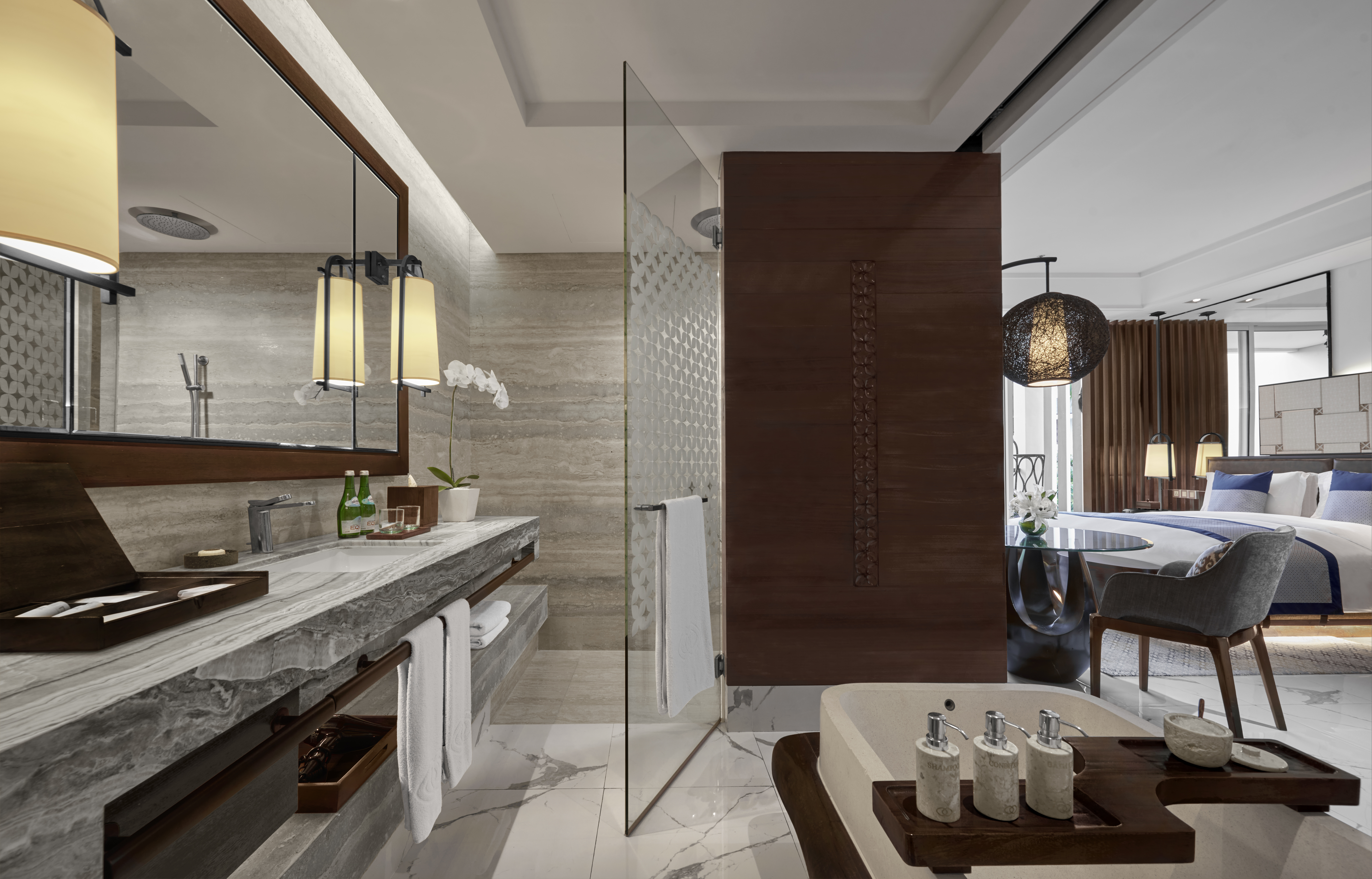 Double Club King Bed