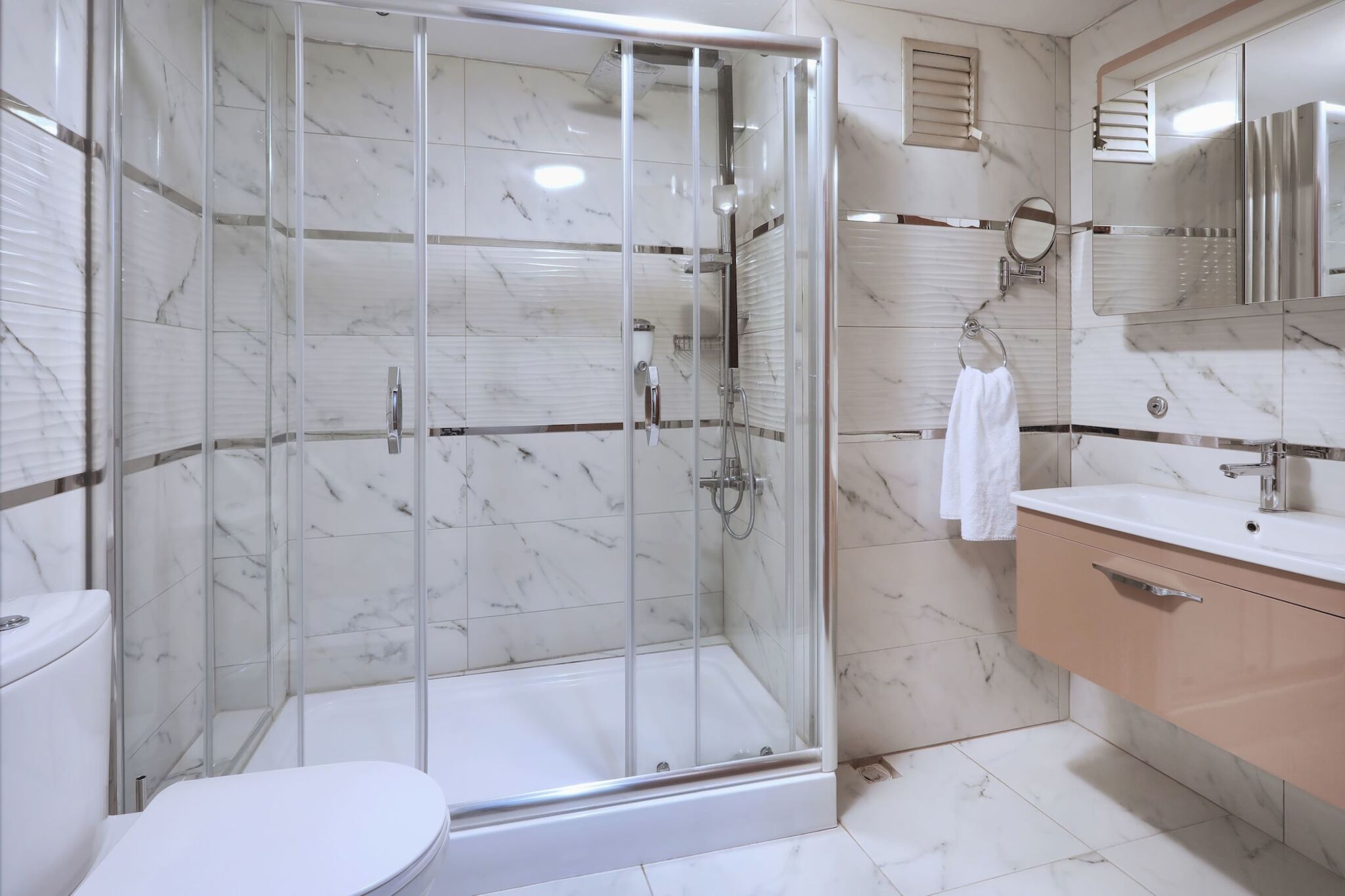 Suite Two Bedrooms One Bathroom