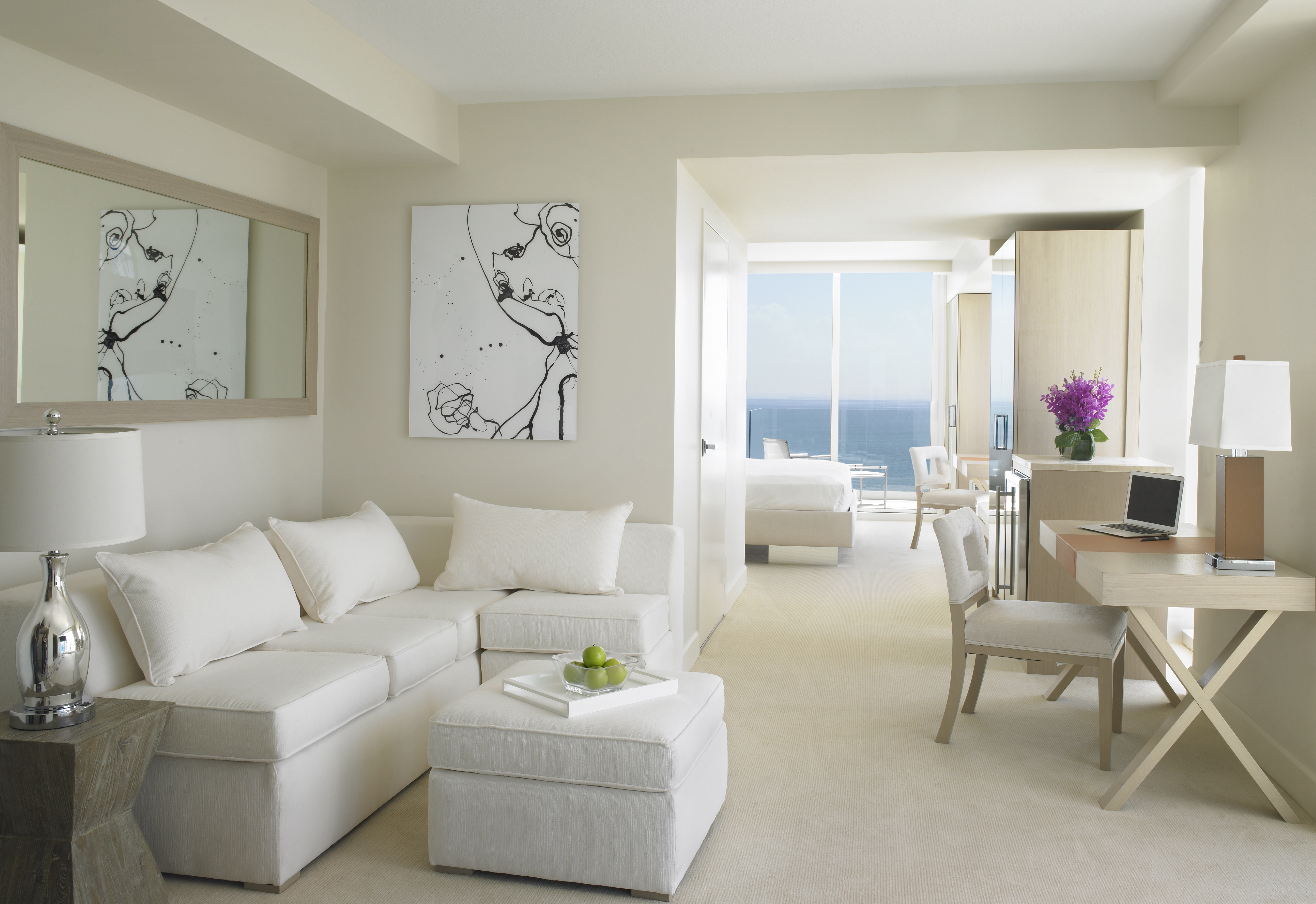 Suite Ocean Front King Bed