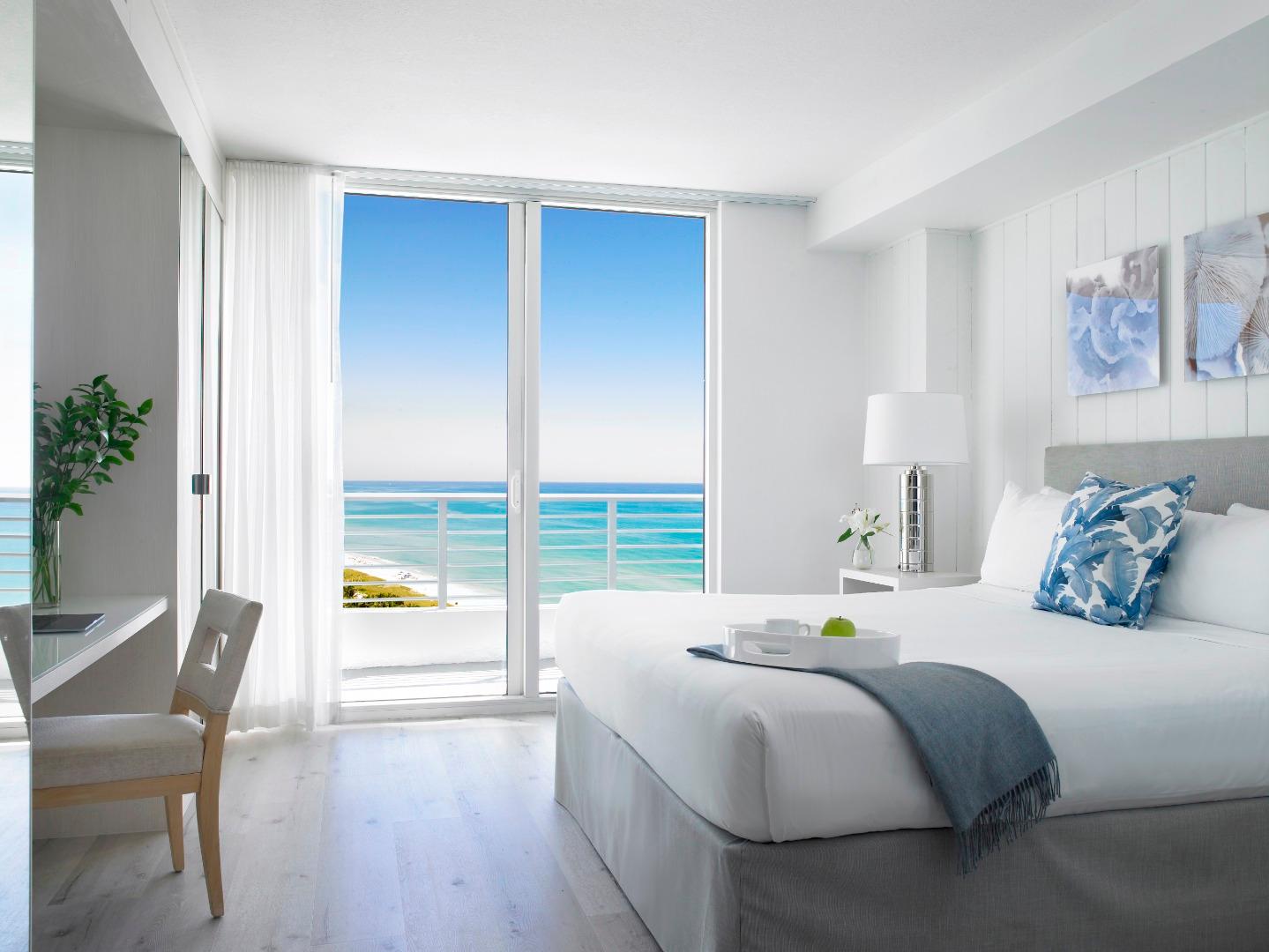 Suite Ocean View King Bed
