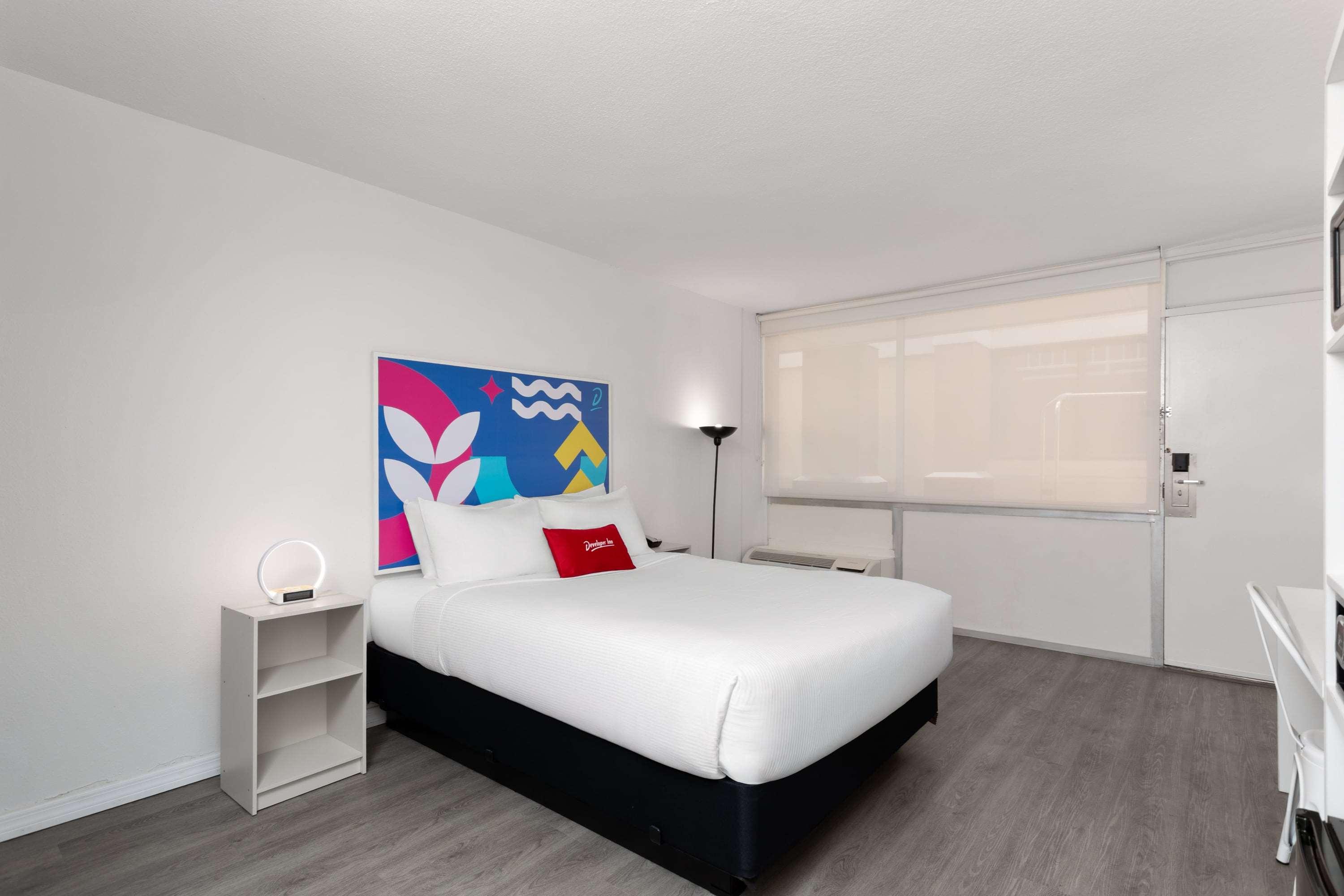 Room Accessible-queen Size Bed