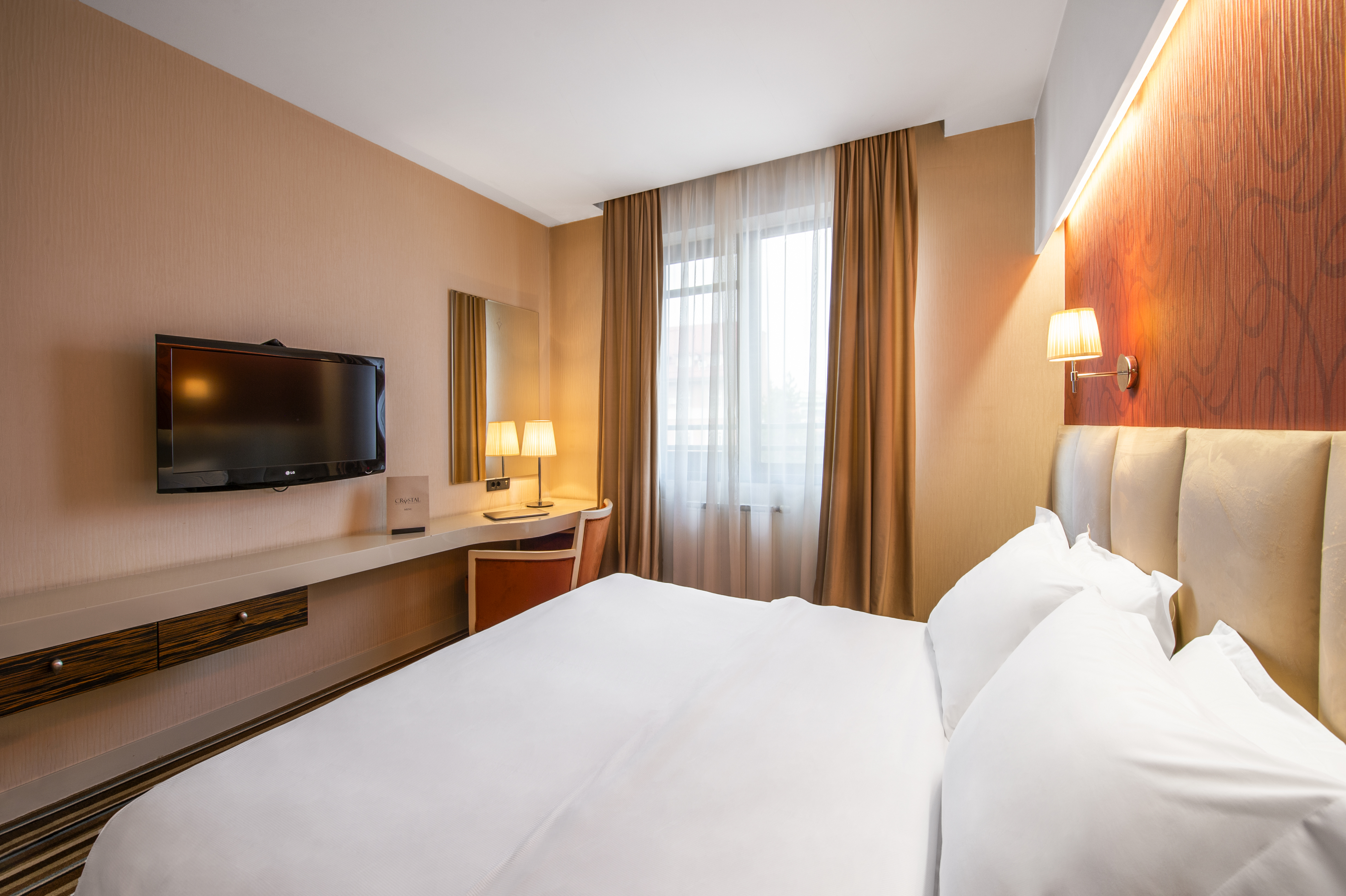 Double Deluxe King Bed