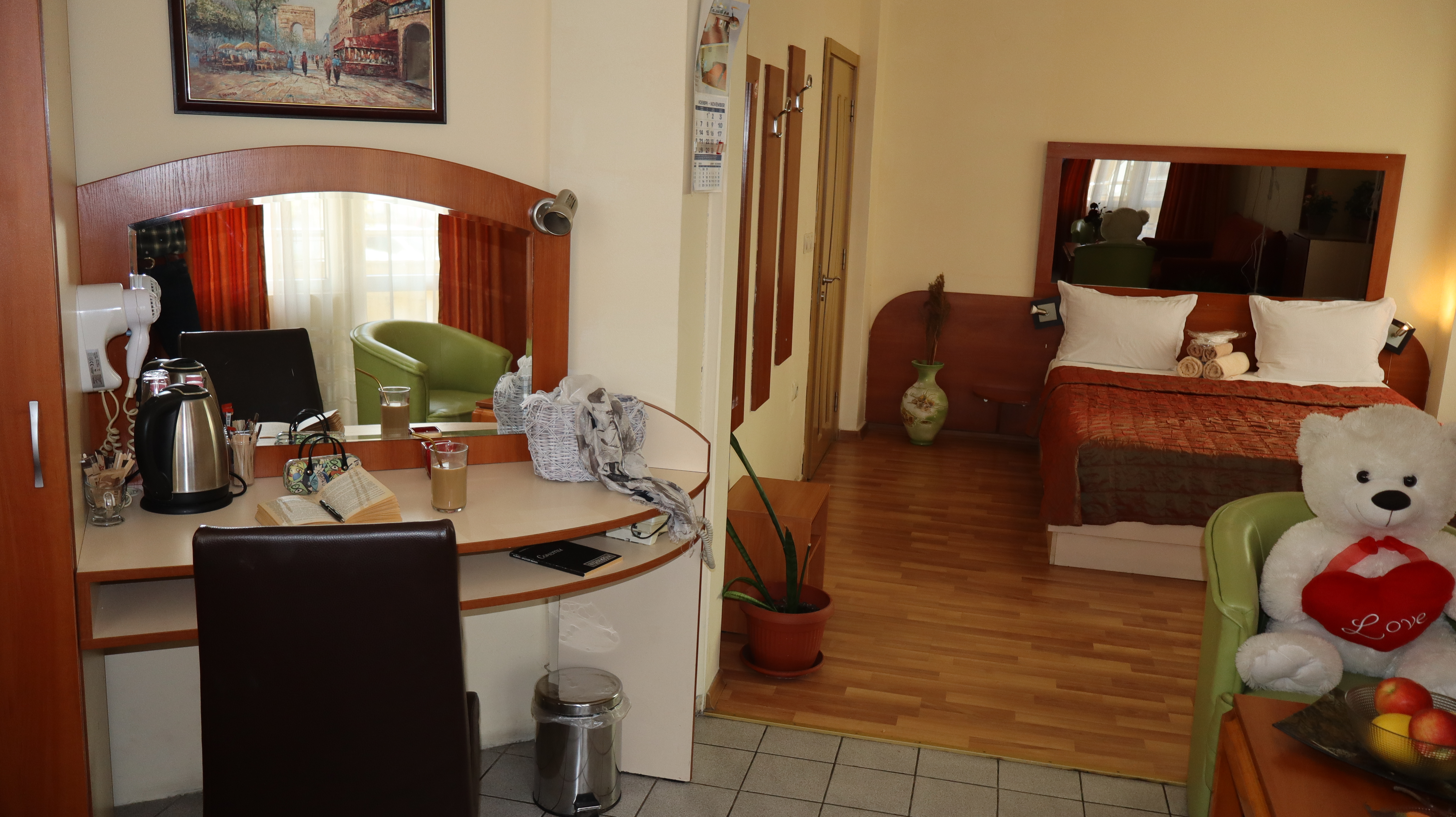 Studio Deluxe One Bedroom