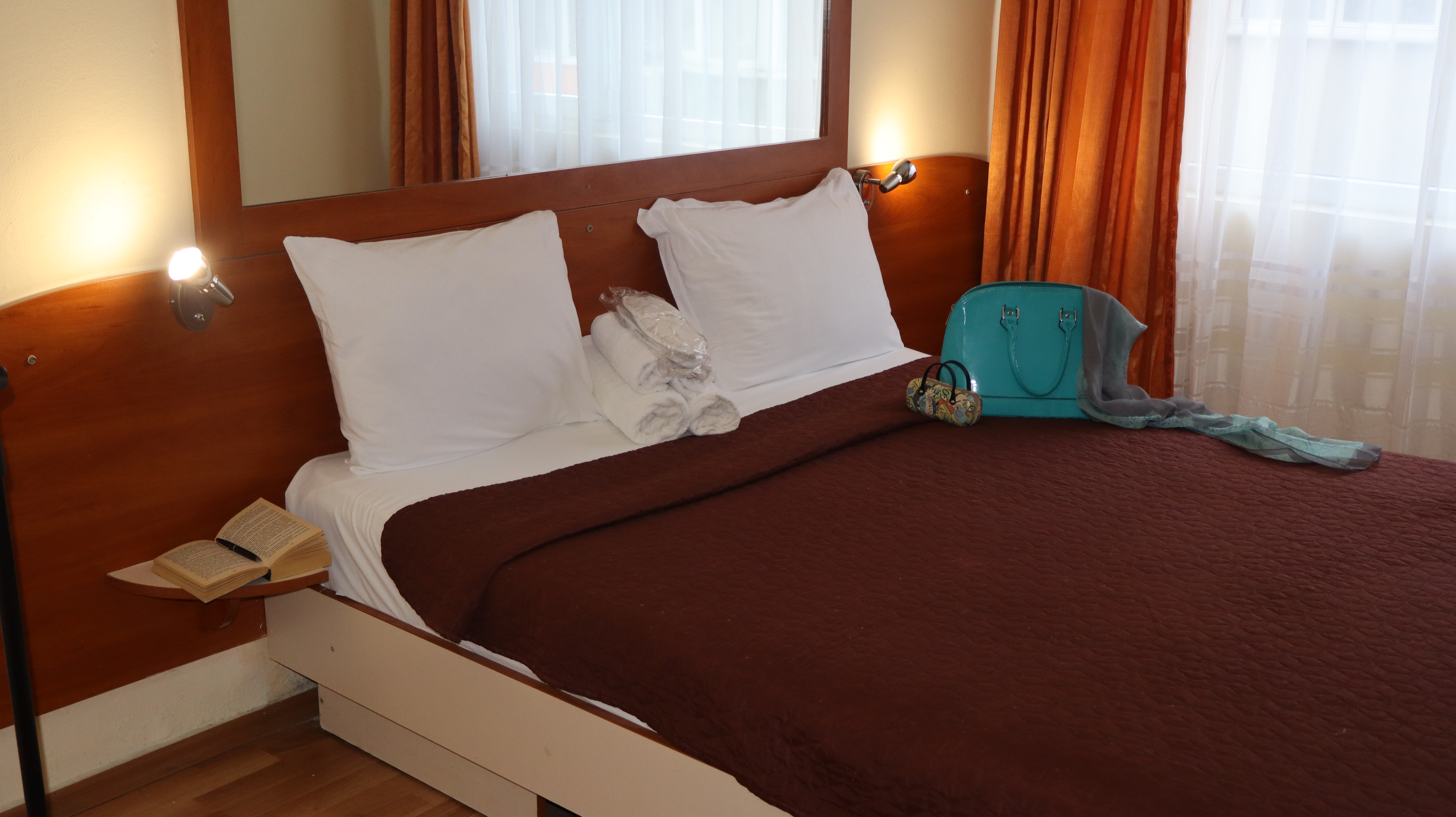 Double King Size Bed