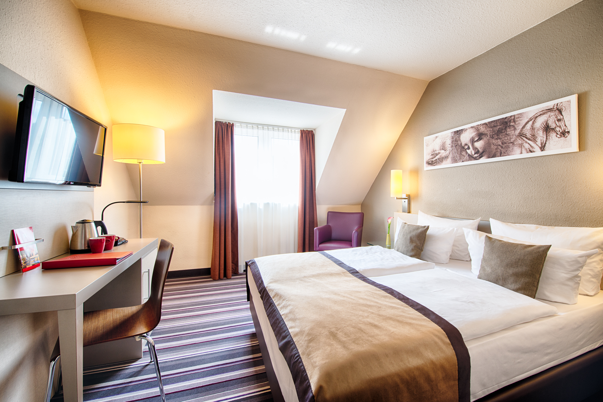 Double or Twin Standard