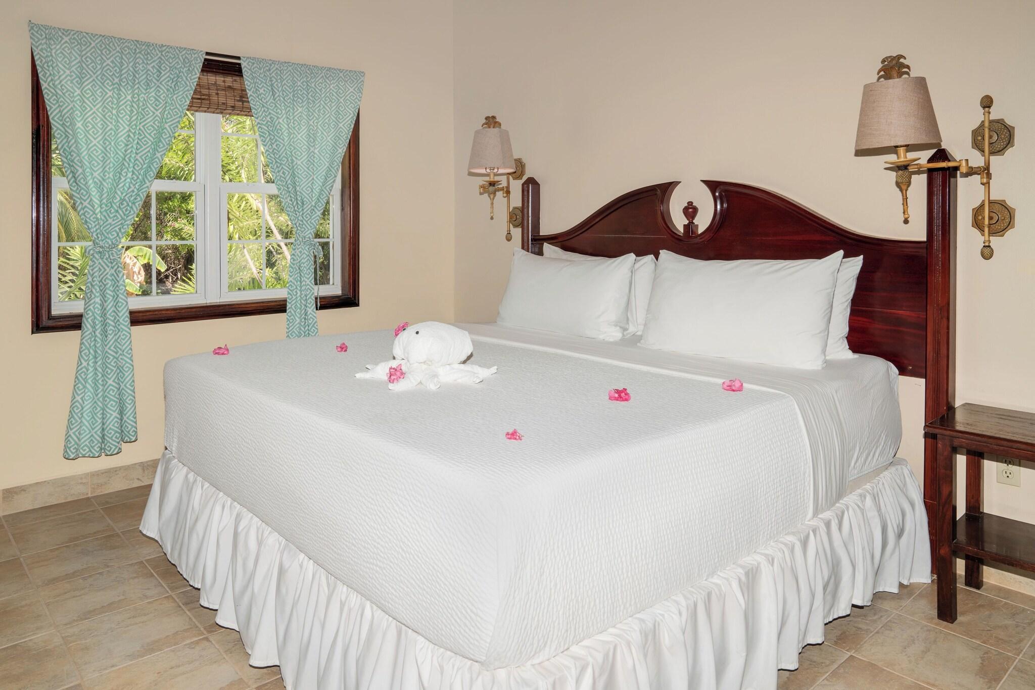 House Queen Size Bed