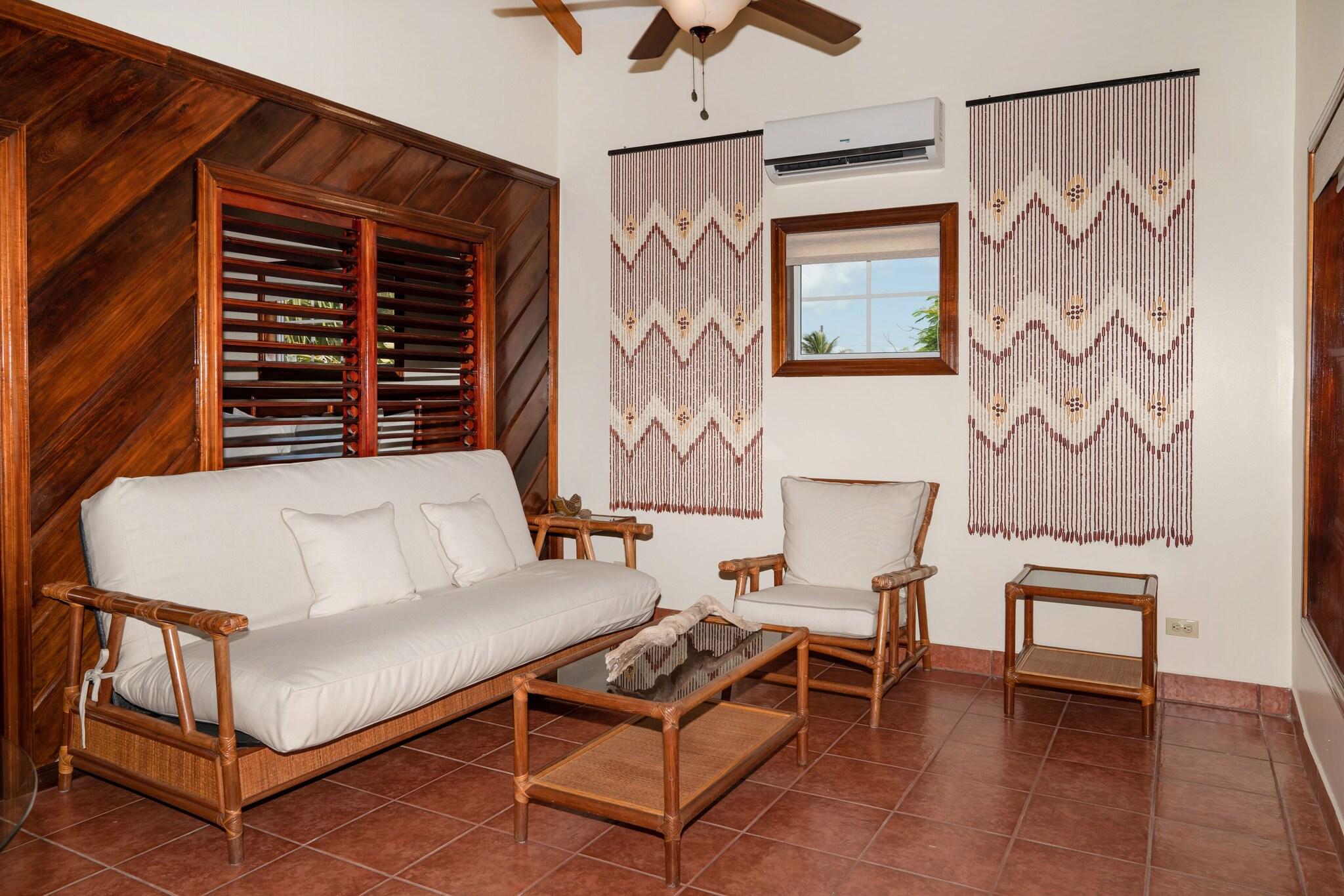Villa Sea View King Bed