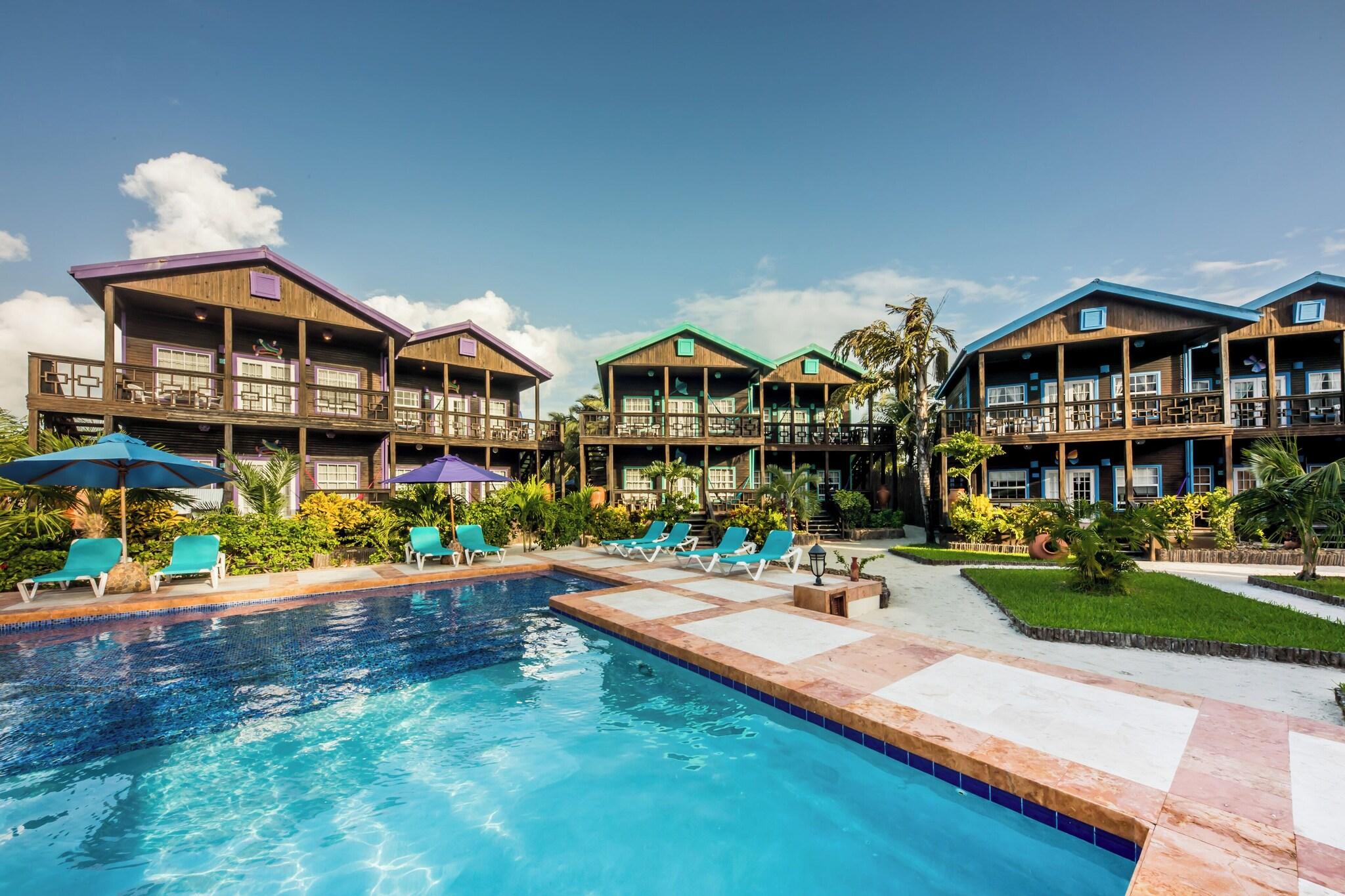 Villa Pool View King Bed