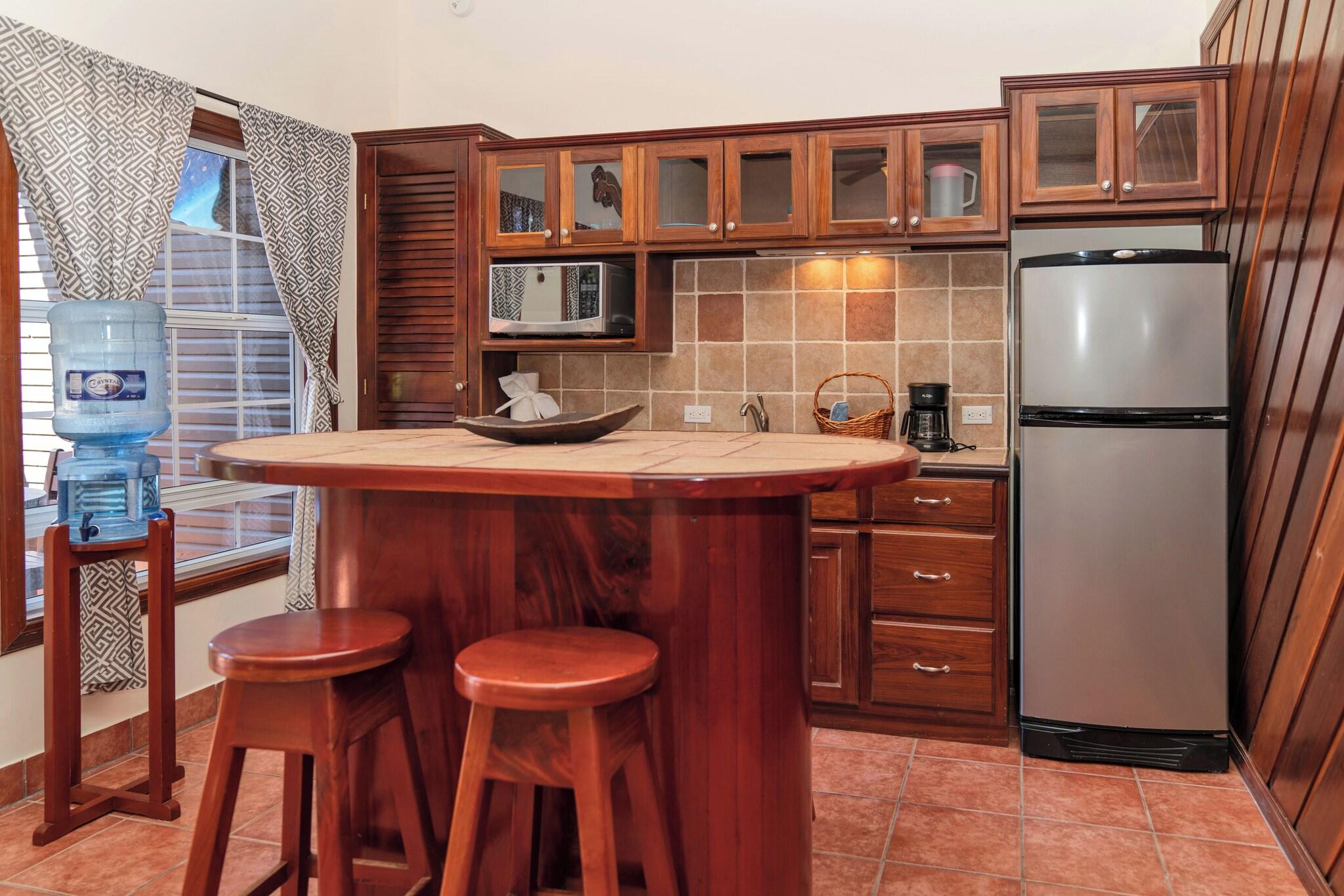 Villa Pool View King Bed