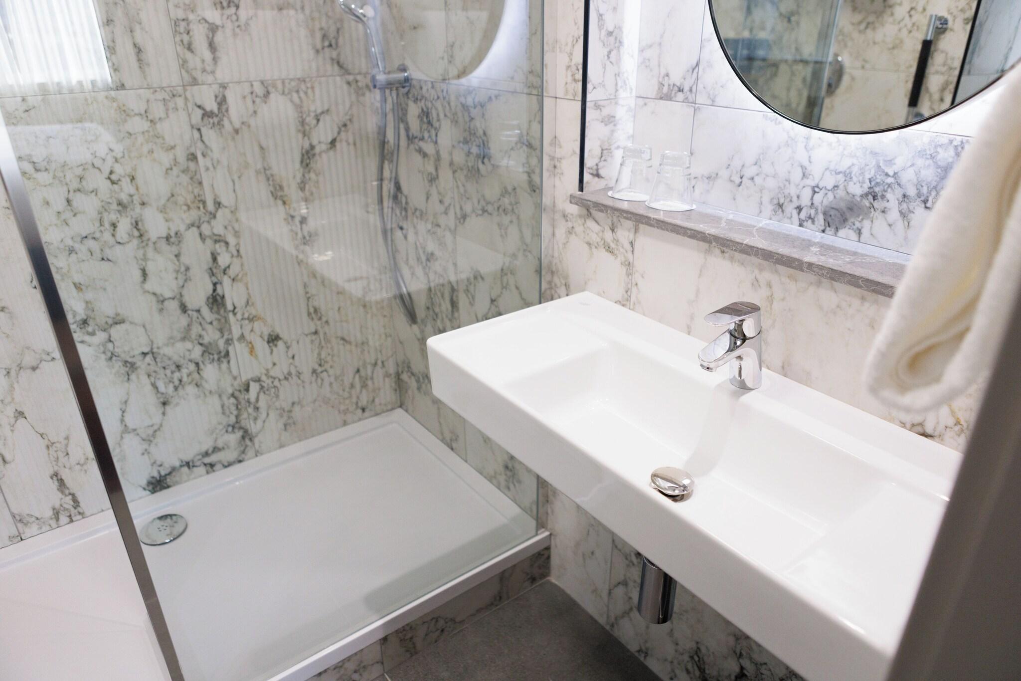 Double Executive King Bed