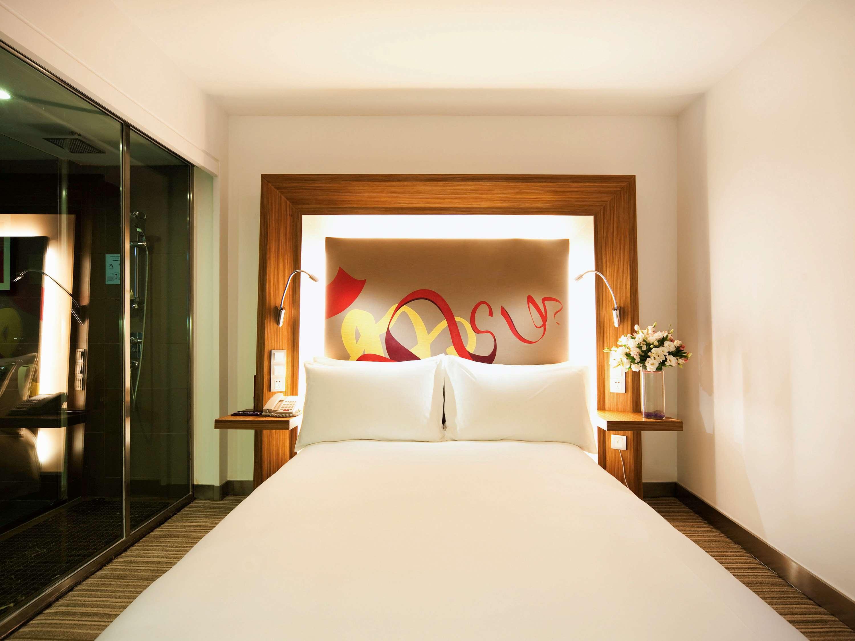 Double Premier King Bed