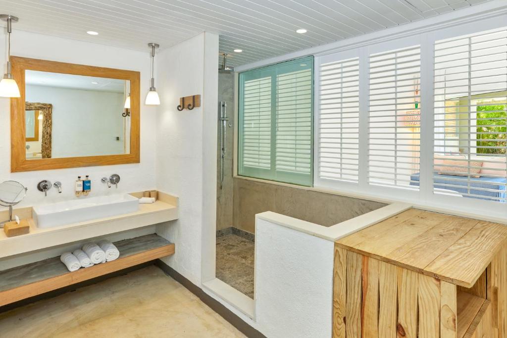 Room Deluxe Beach Front