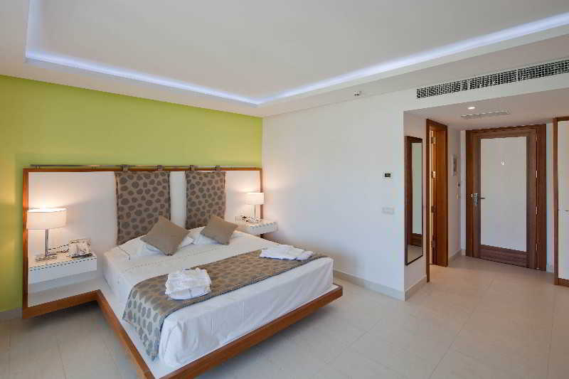 Double or Twin Sea View