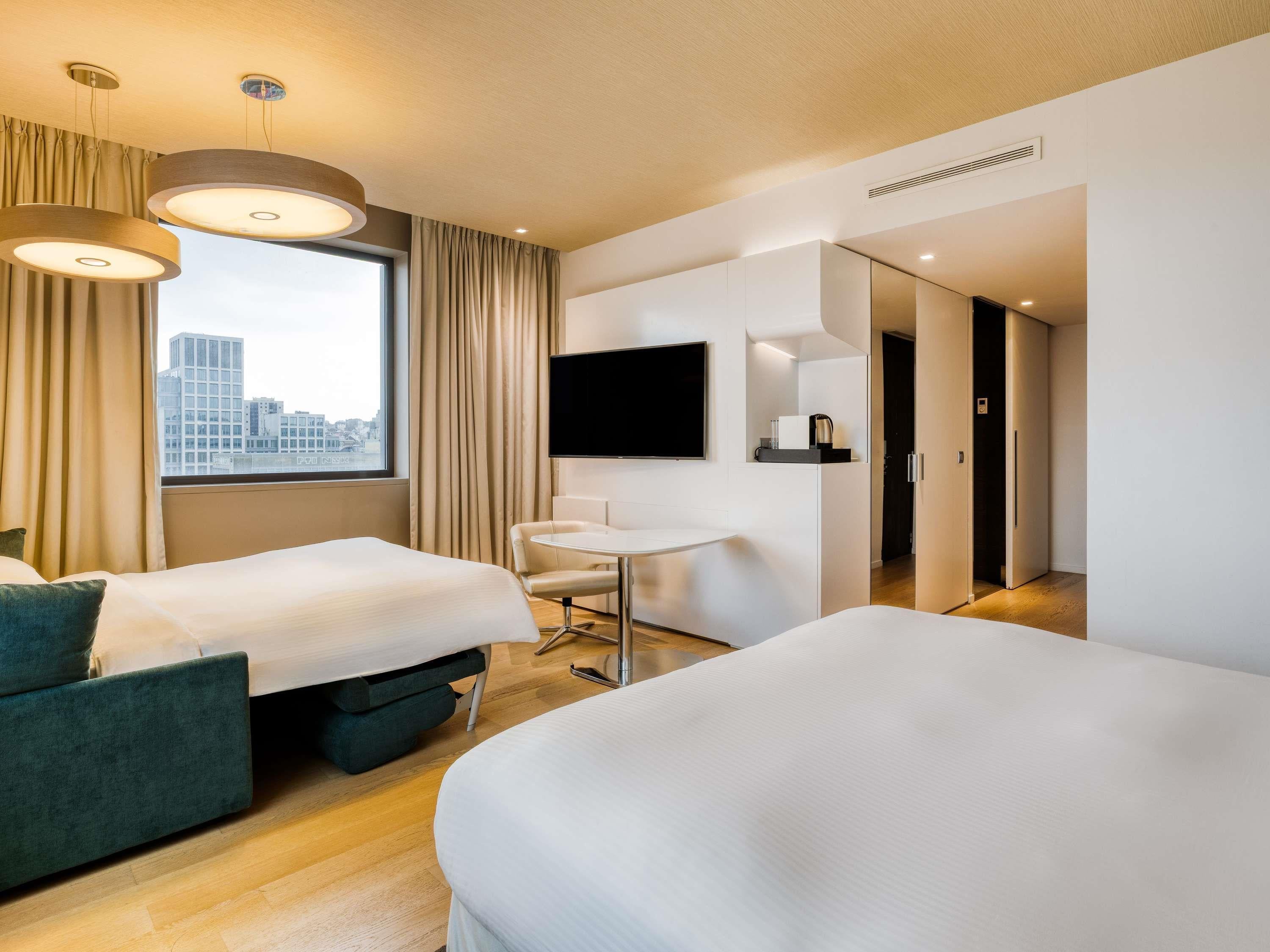 Family Room Deluxe City View