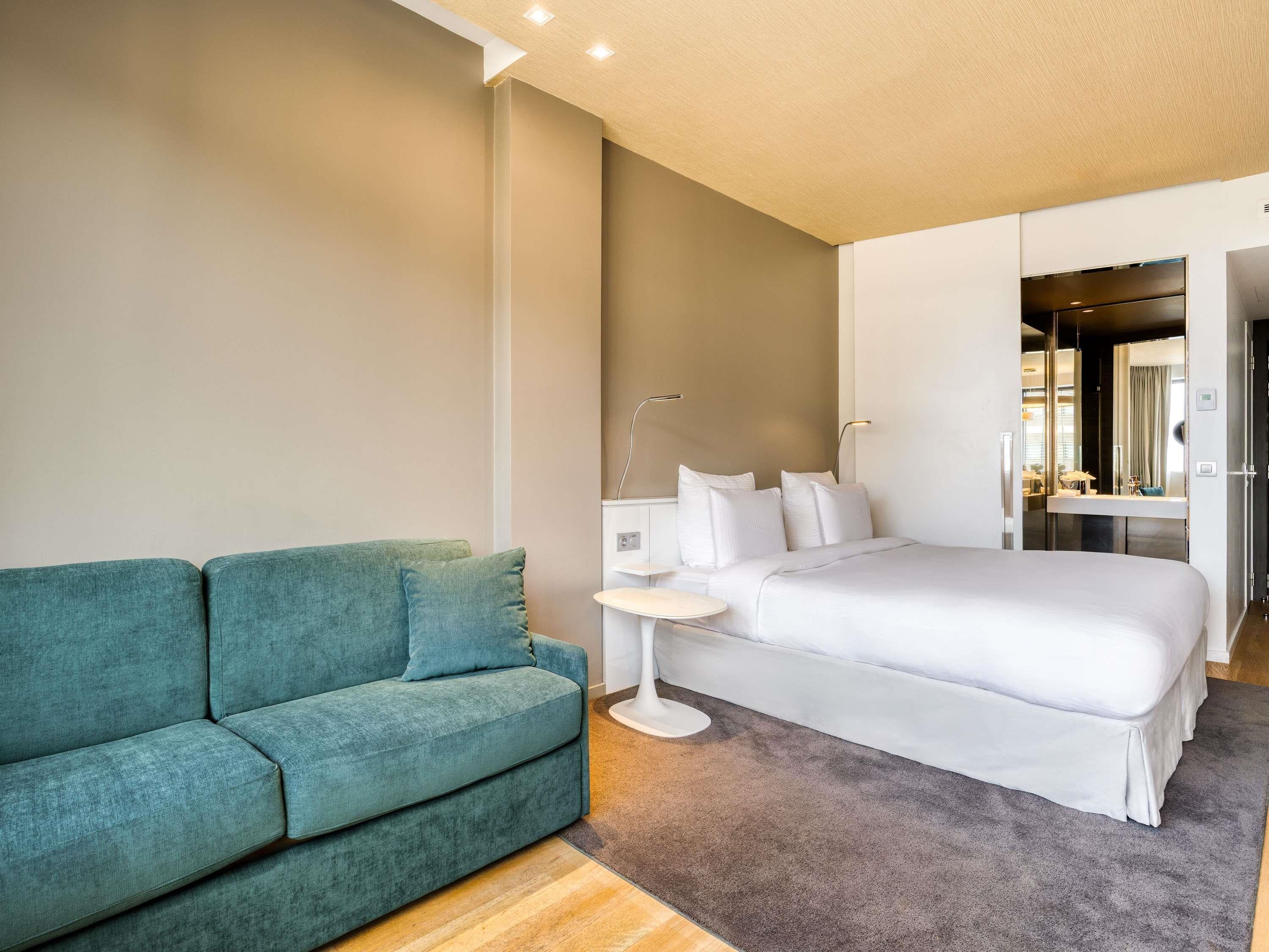 Family Room Deluxe City View