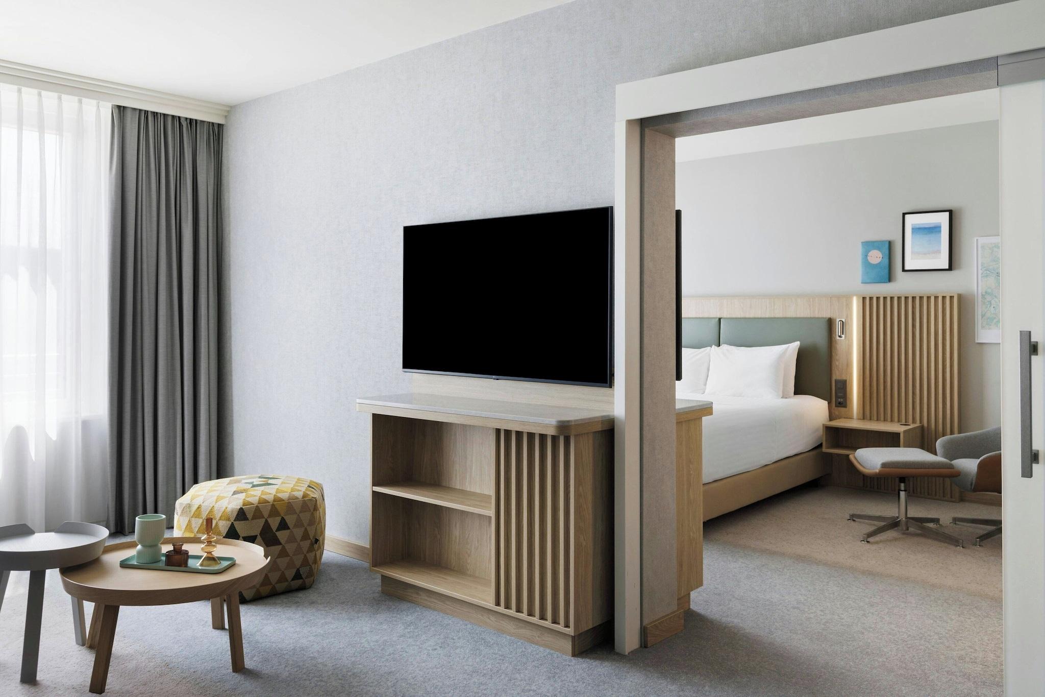 Junior Suite King Bed One Bedroom 