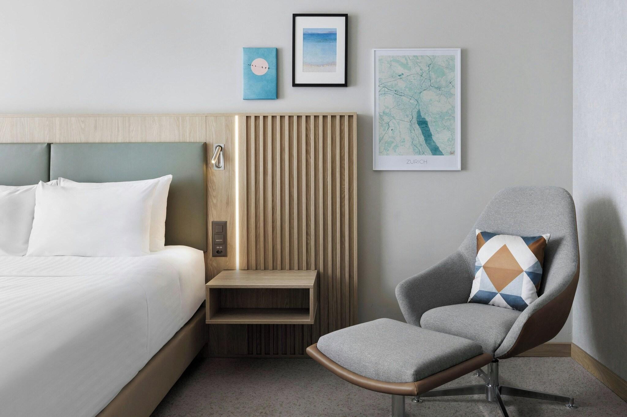 Junior Suite King Bed One Bedroom 