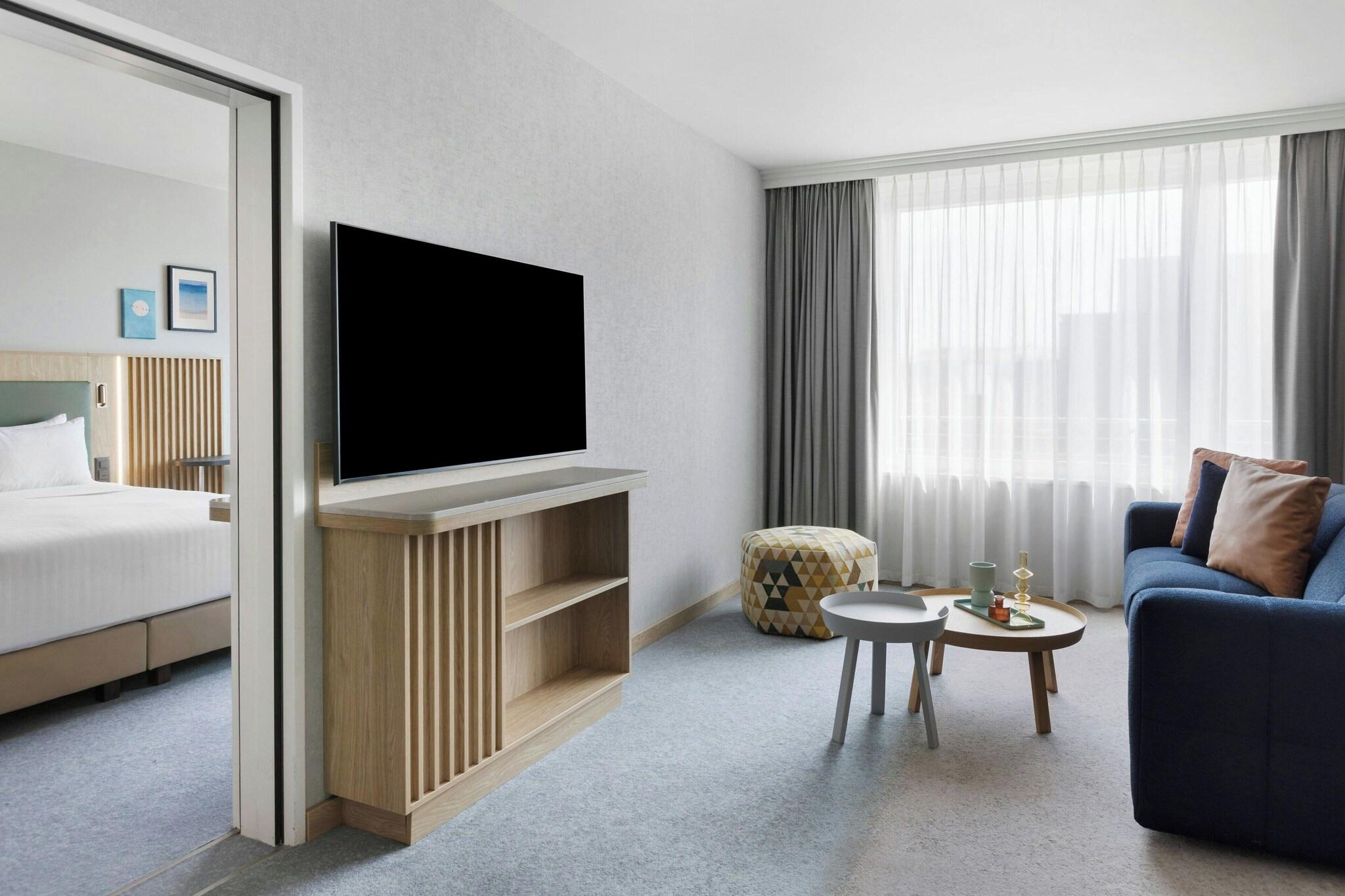 Junior Suite King Bed One Bedroom 