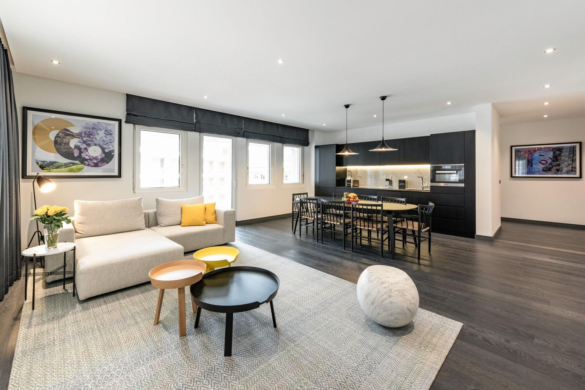 Studio King Size Bed