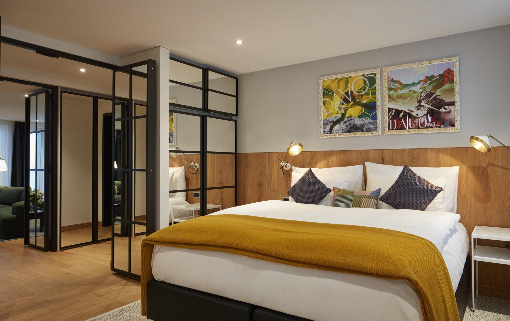 Studio King Size Bed