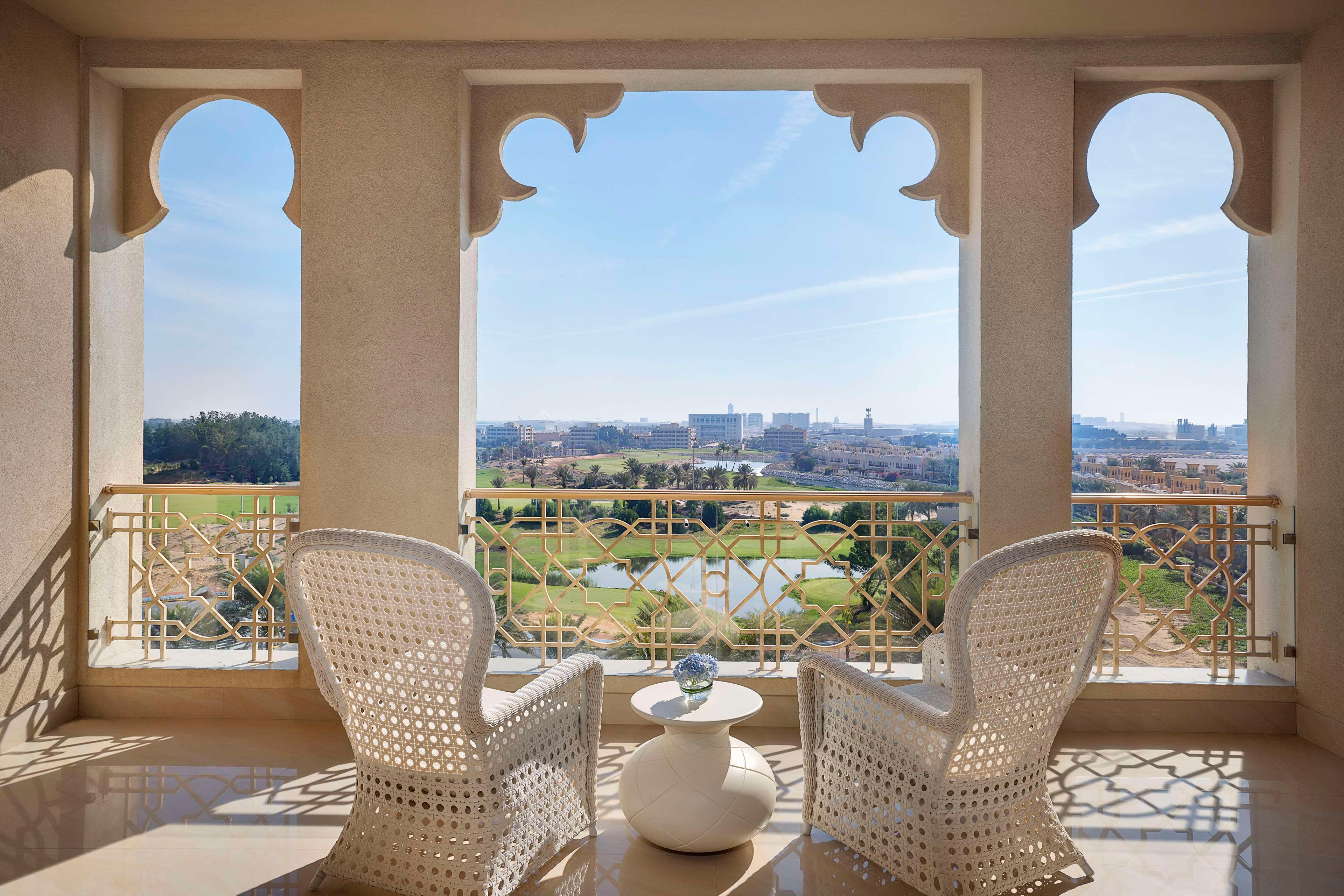 Twin Premier with Views