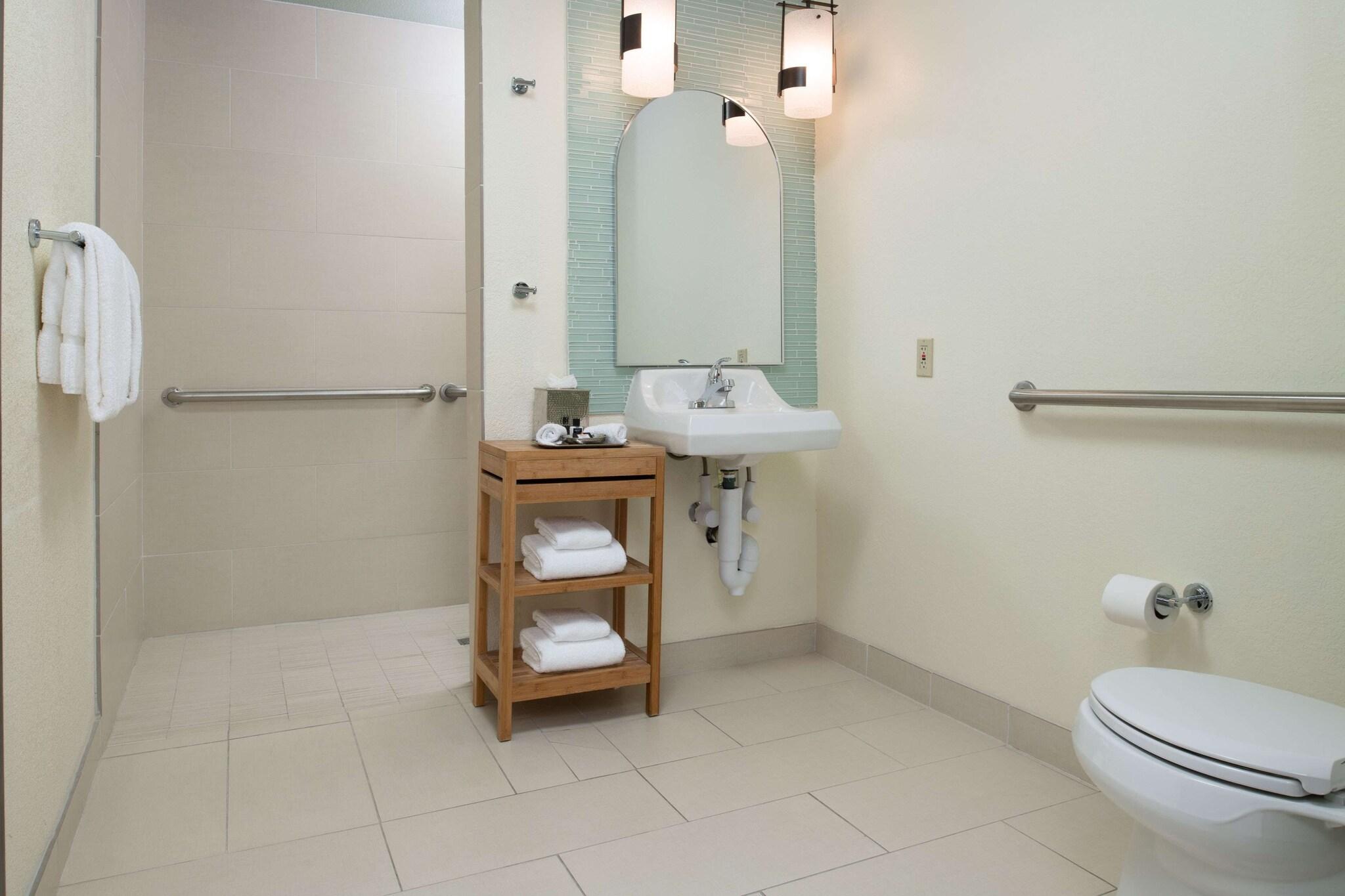 Room Accessible-two Queen Beds