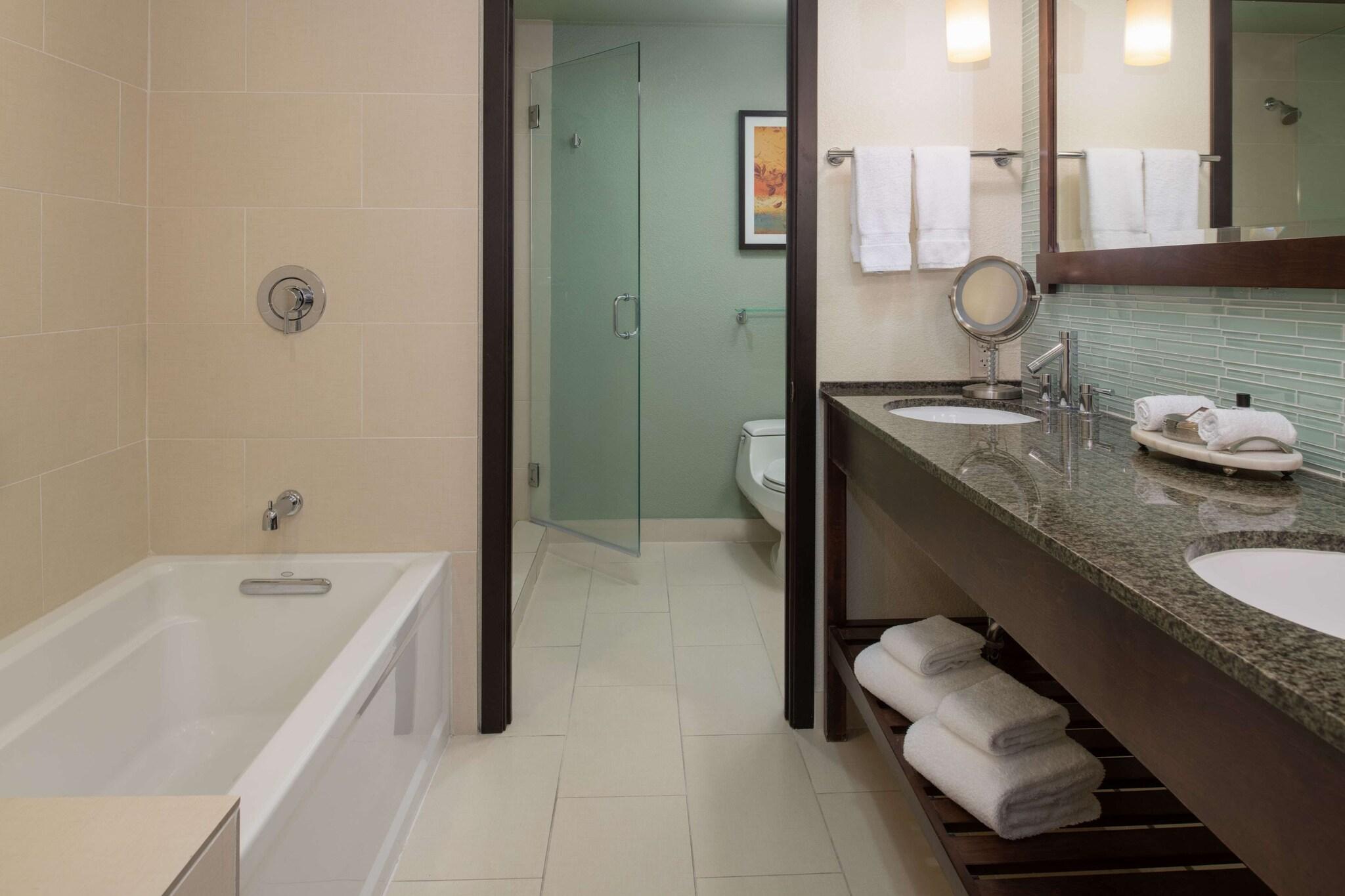 Room Accessible-two Queen Beds