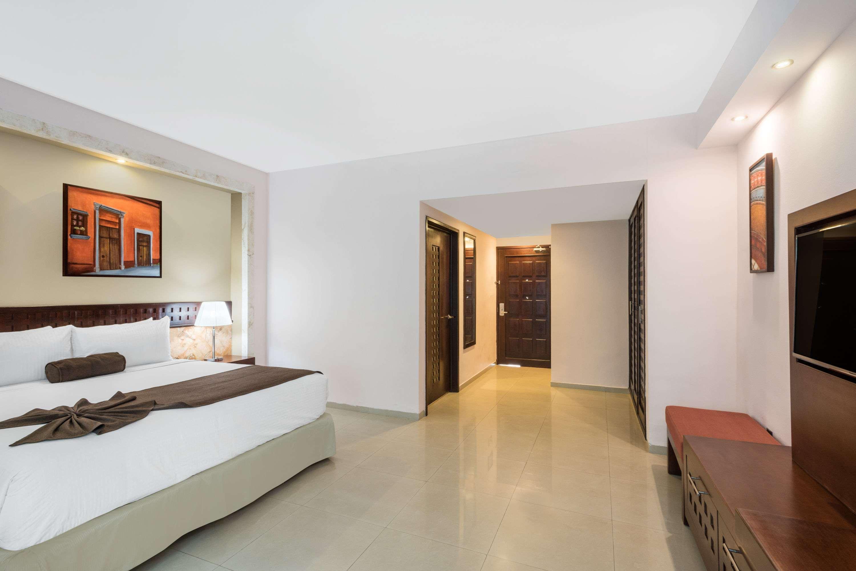 Room Deluxe King Bed