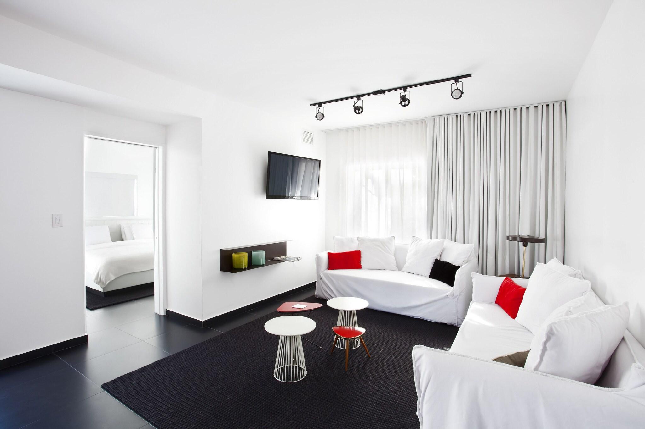 Studio King Size Bed