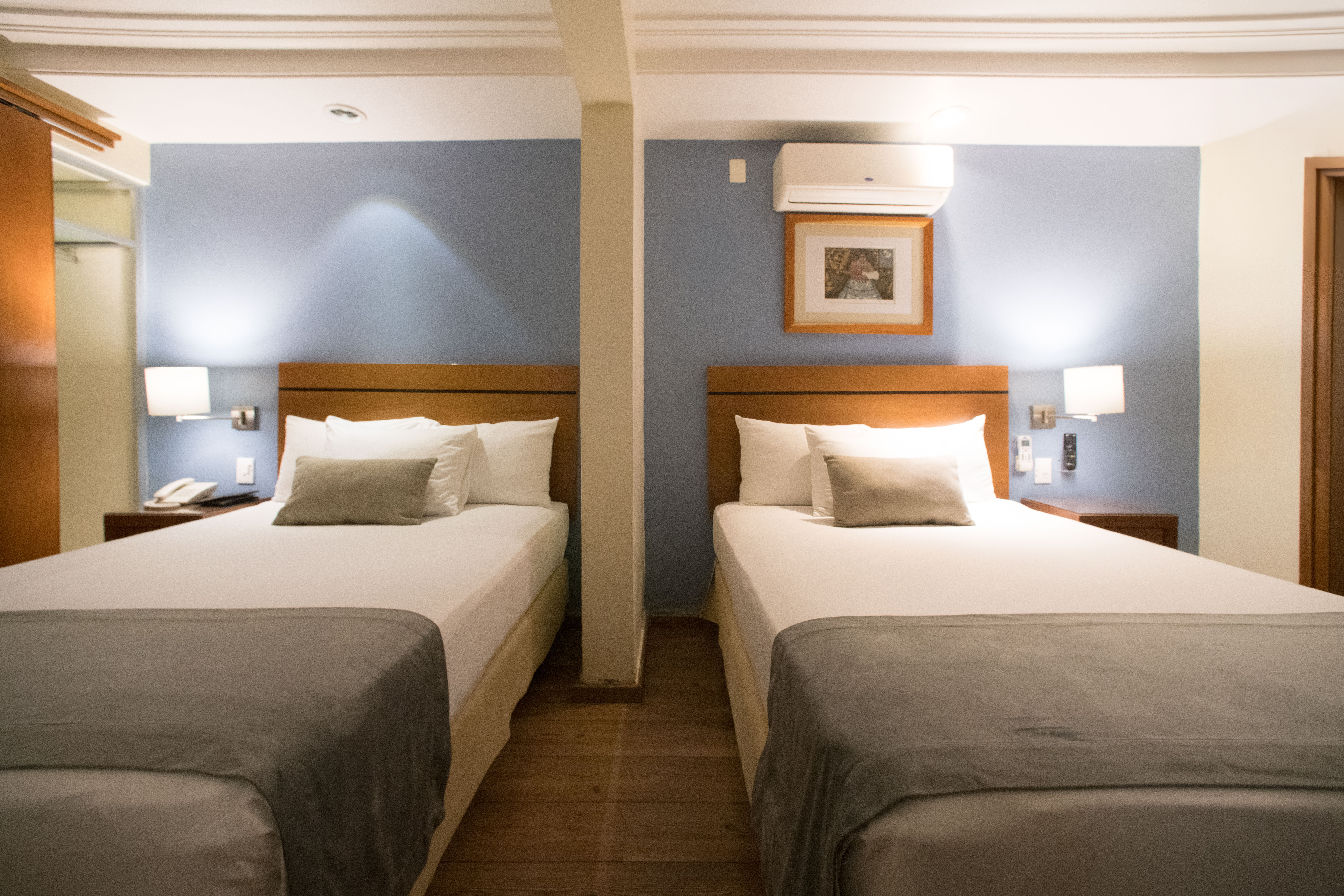 Twin One Bedroom Two Bathrooms