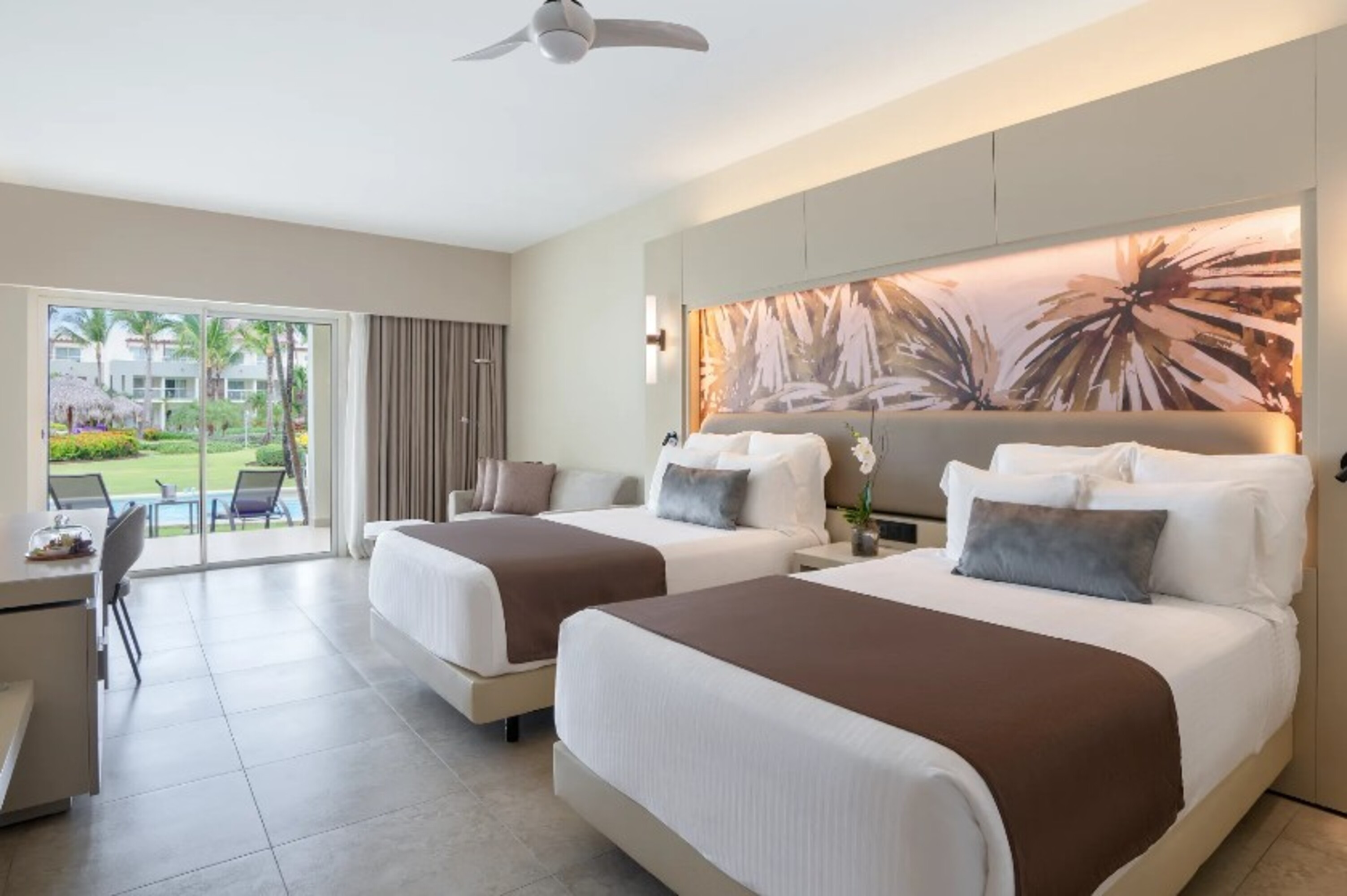 Junior Suite Pool View