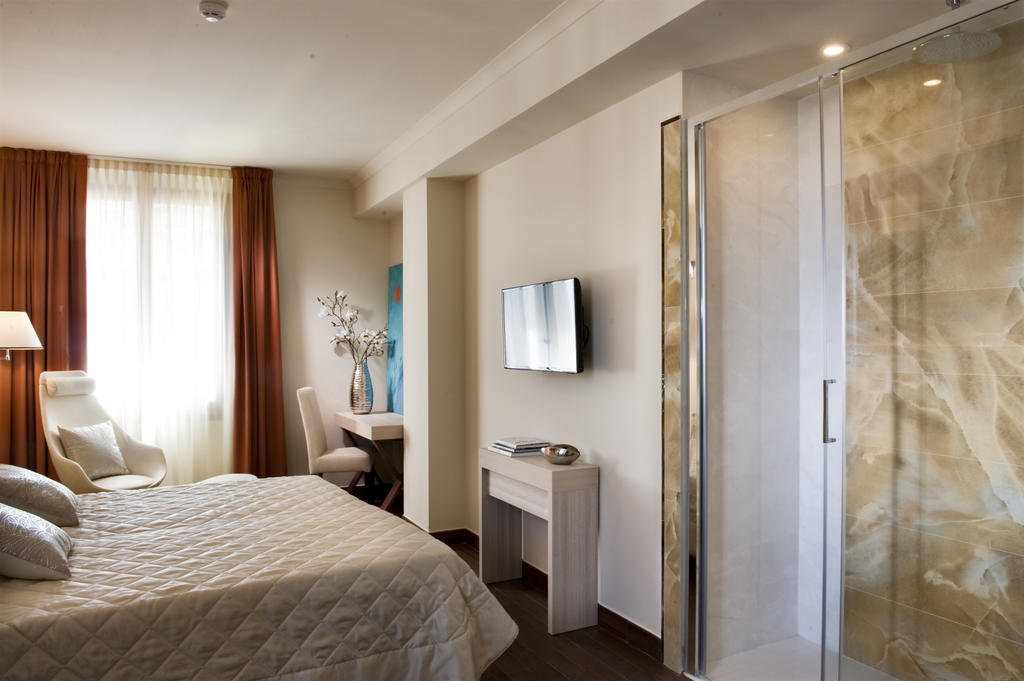 Double or Twin Superior