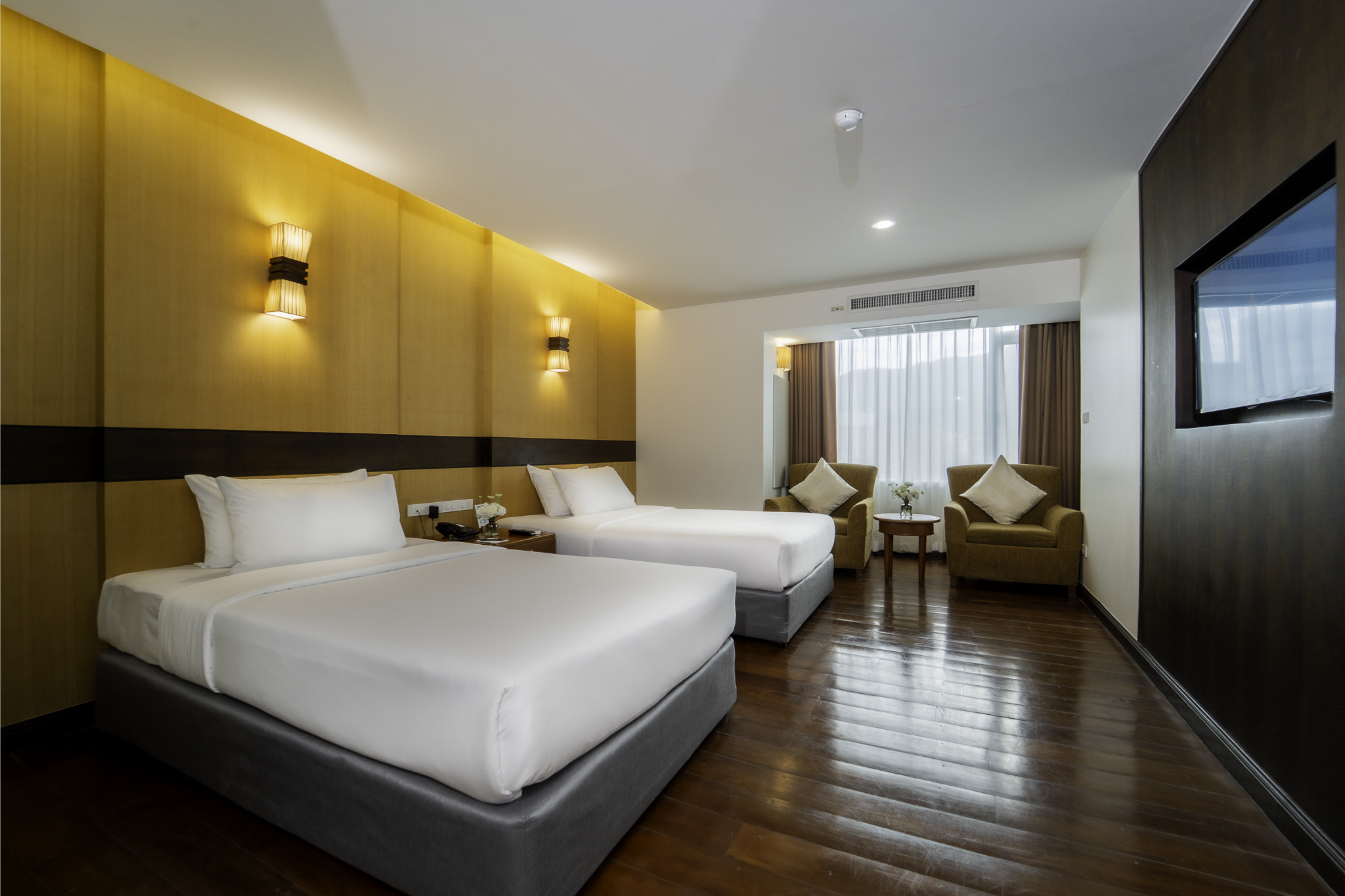 Double or Twin Deluxe