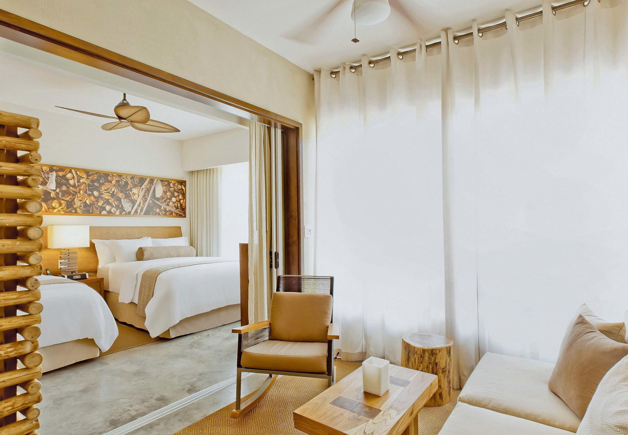 Suite Two Queen Beds Non Smoking