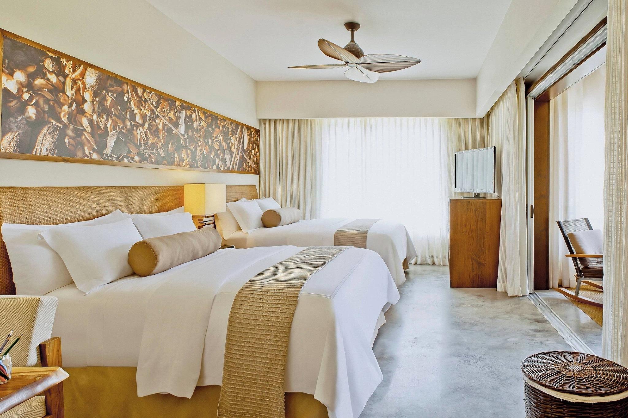 Suite Two Queen Beds Non Smoking