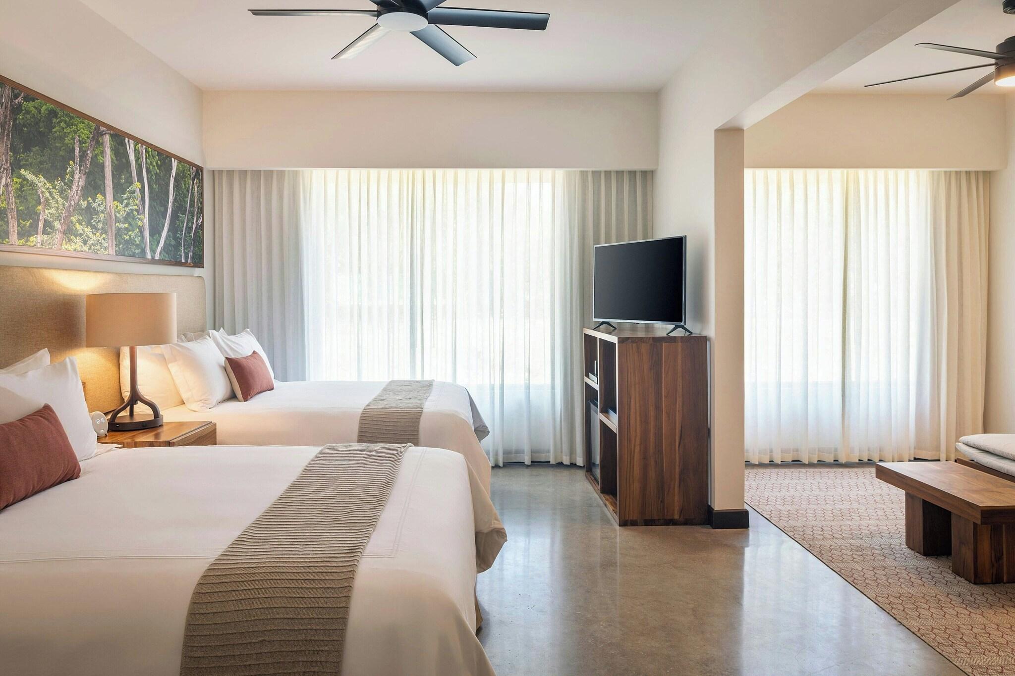 Suite Two Queen Beds Non Smoking