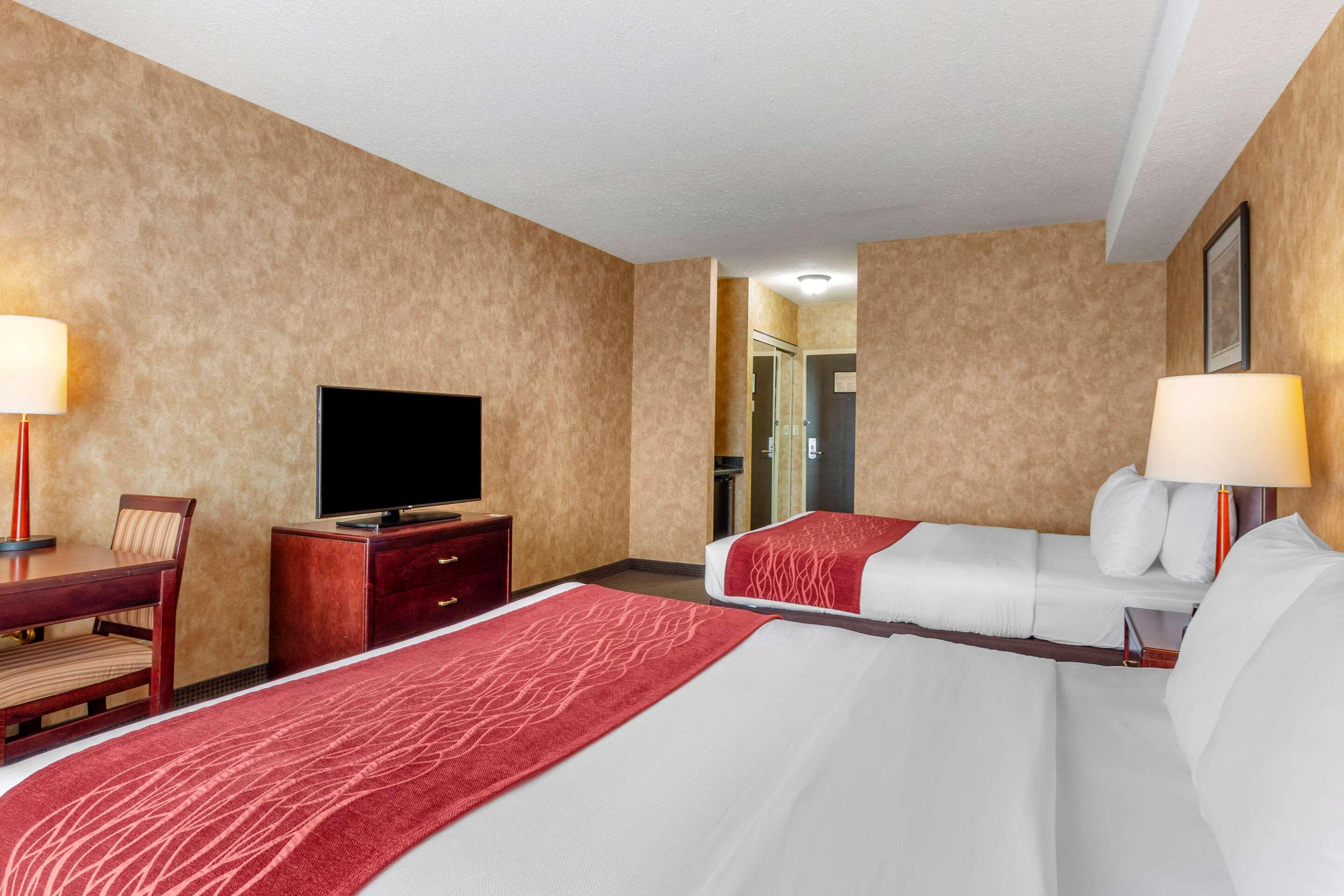 Double Two Queen Beds Non Smoking