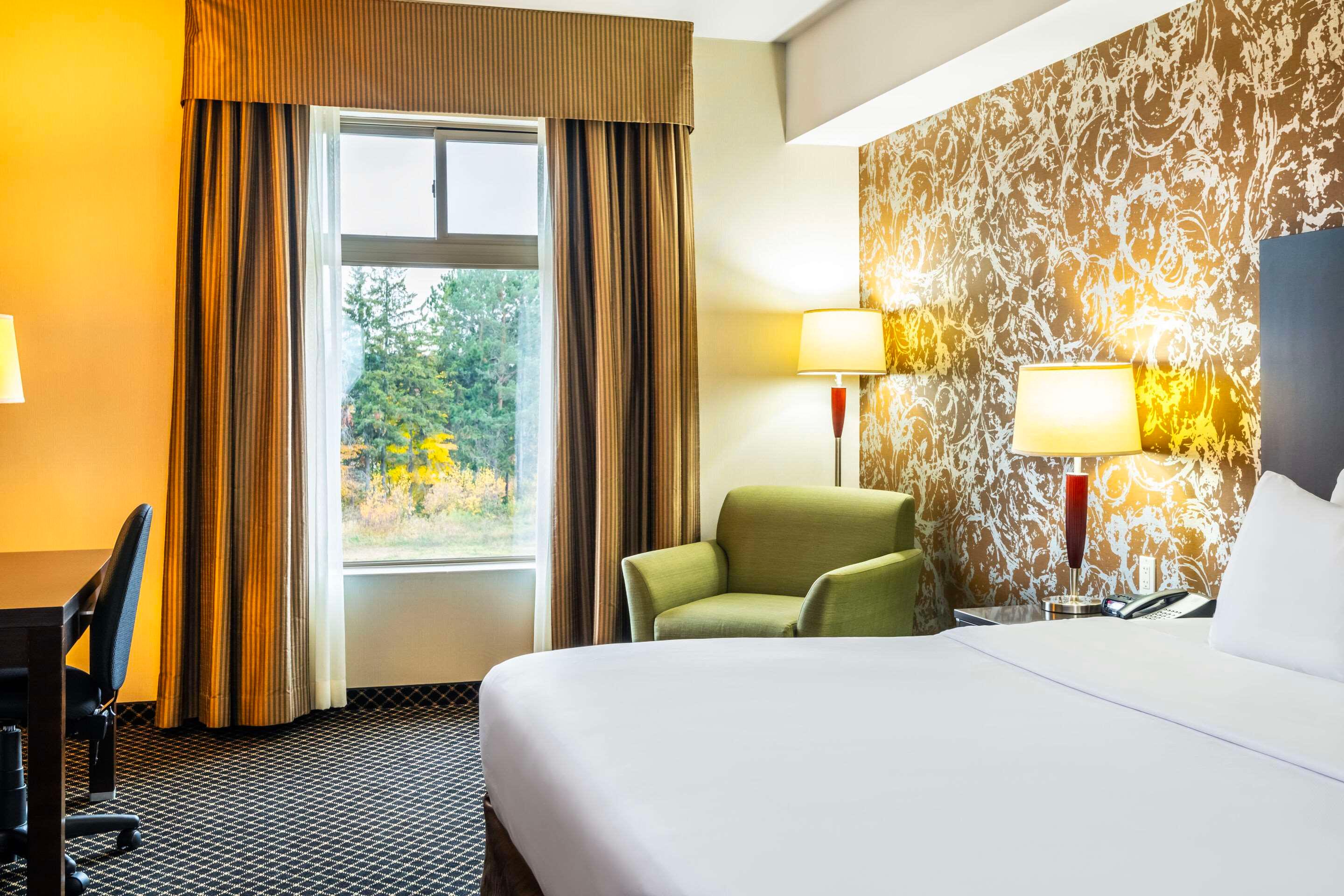 Double King Bed Non Smoking