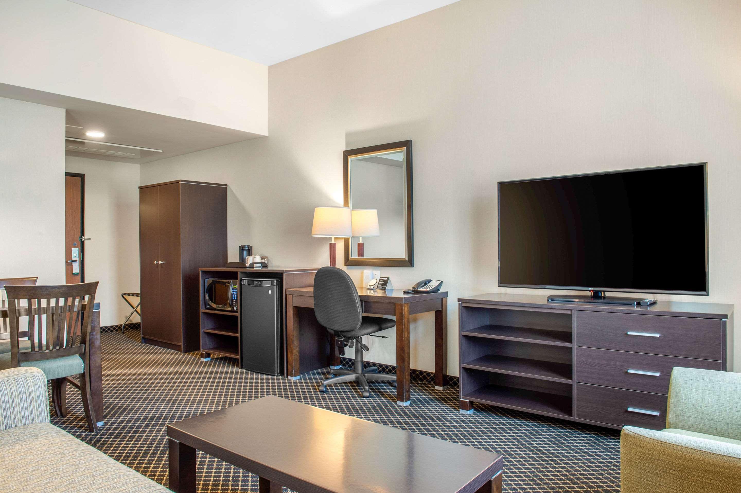 Suite King Bed Non Smoking