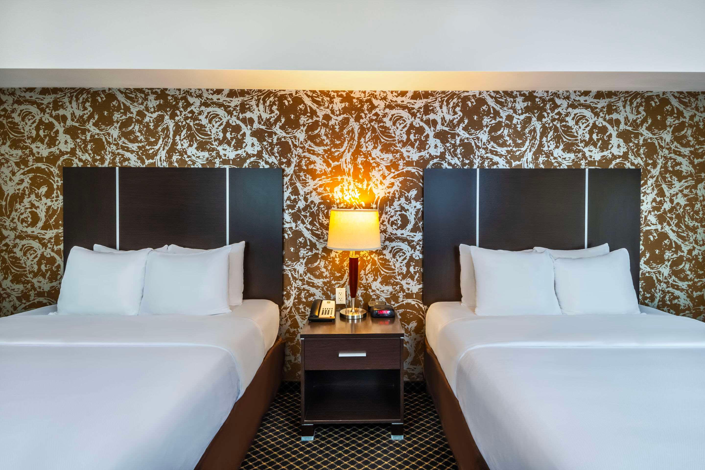 Double Two Queen Beds Non Smoking