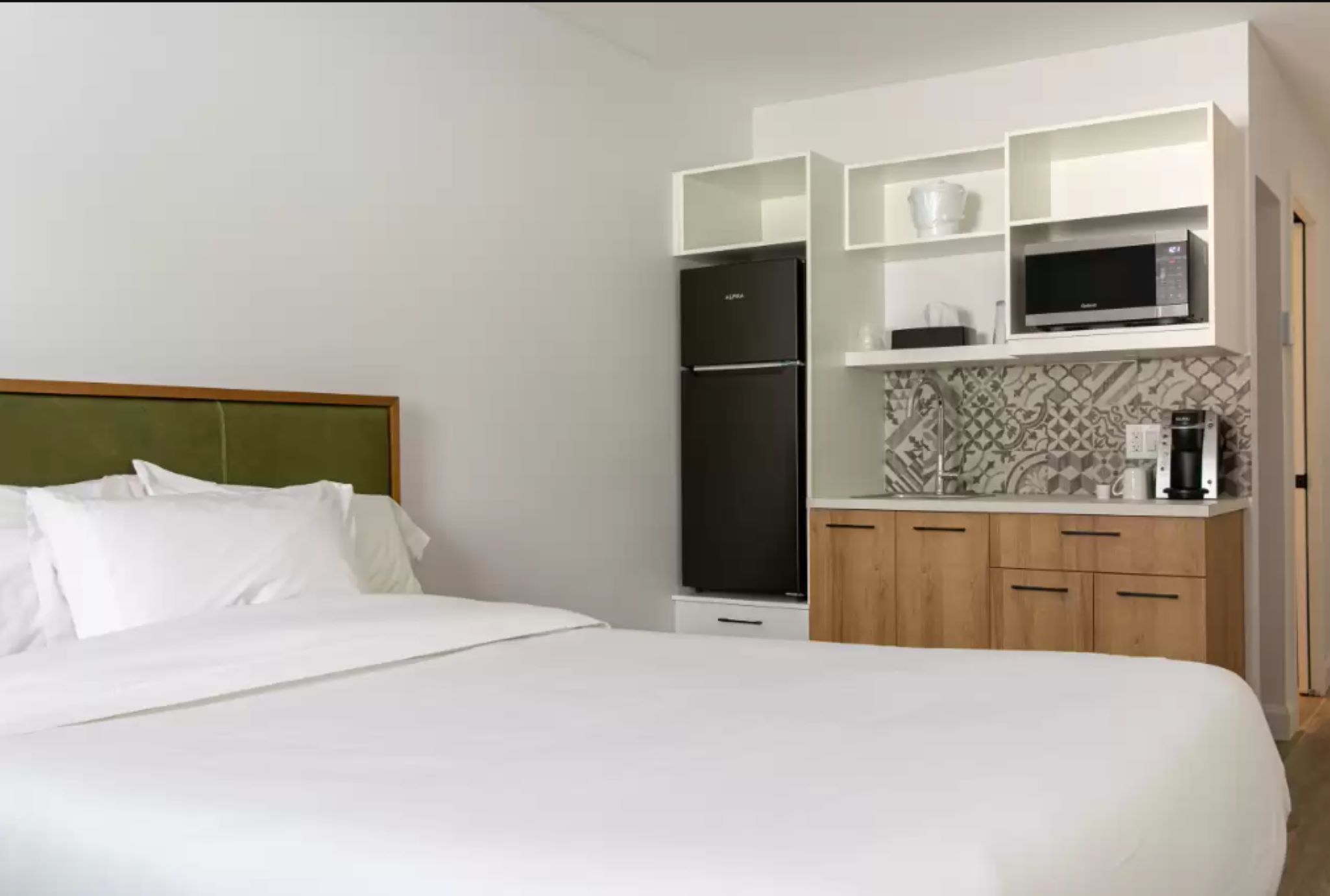 Suite Queen Bed Non Smoking